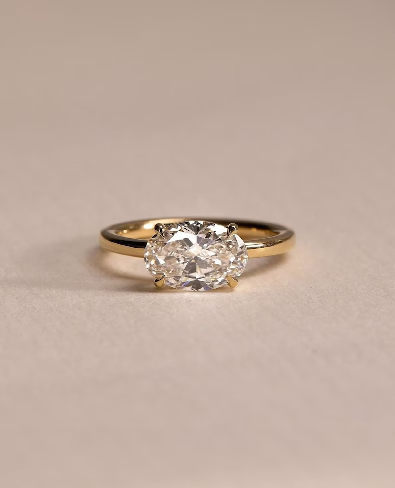 IGI 2 Ct Elongated Oval Cut VS1 Lab Grown Diamond East West Ring 14K Yellow Gold