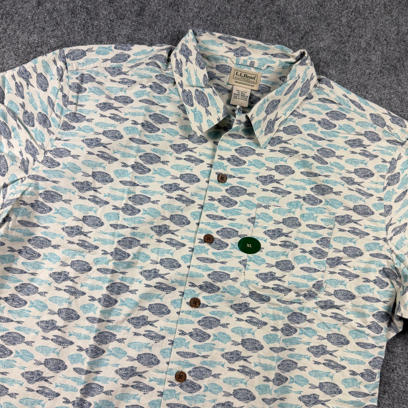 L.L. Bean Button Up Shirt Mens XL Silver Birch Fish Tropics SS Traditional Fit