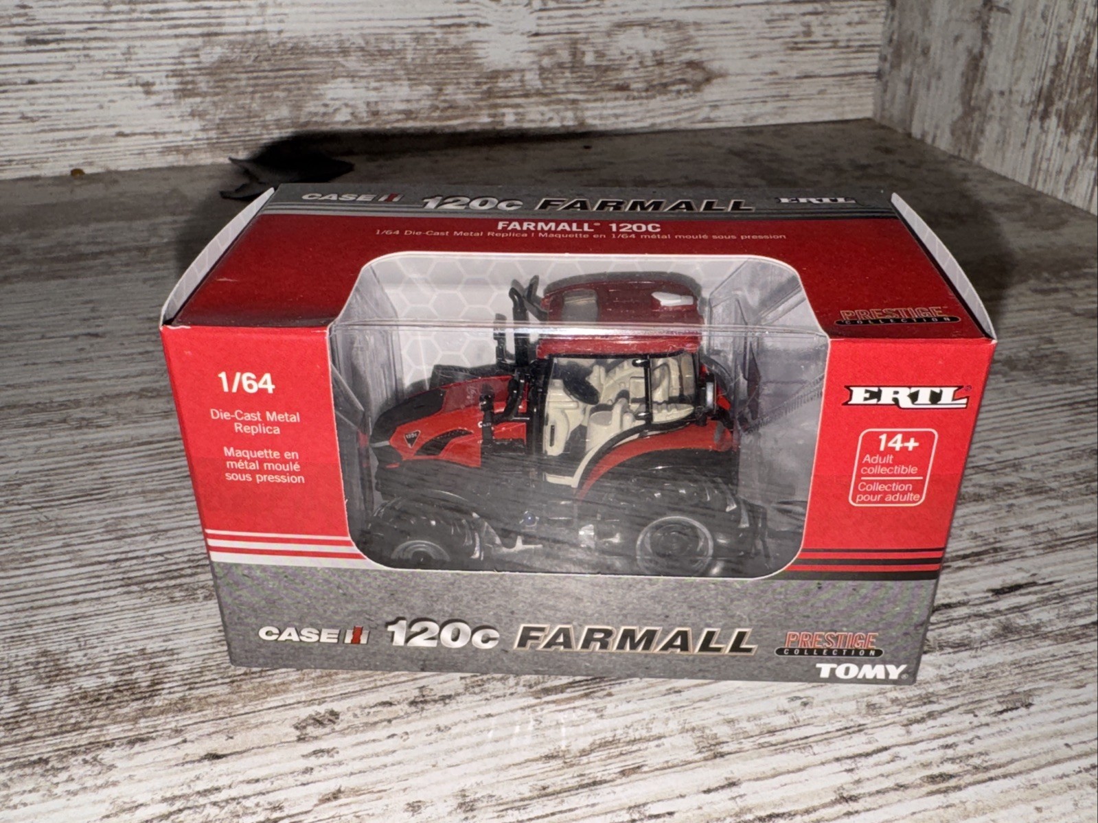 1/64 Scale 120c Farmall Tractor Prestige Collection Ertl Case IH Die-cast Ertl 1/64 Scale 120c Farmall Tractor Prestige Collection Ertl Case IH Die-cast Ertl