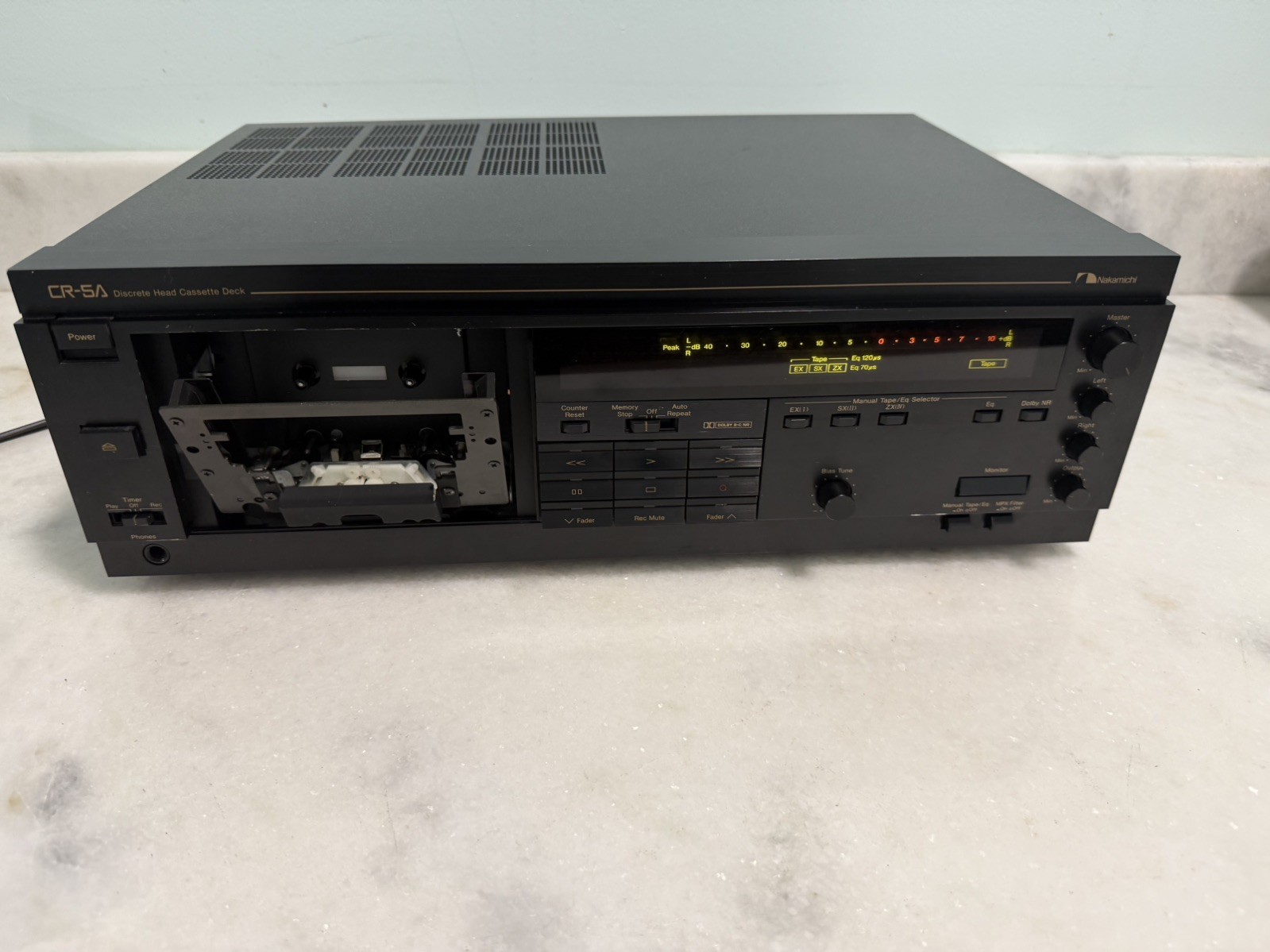 Nakamichi CR-5A Discrete 3-Head Cassette Deck Vintage Japan Powers On Nakamichi CR-5A Discrete 3-Head Cassette Deck Vintage Japan Powers On