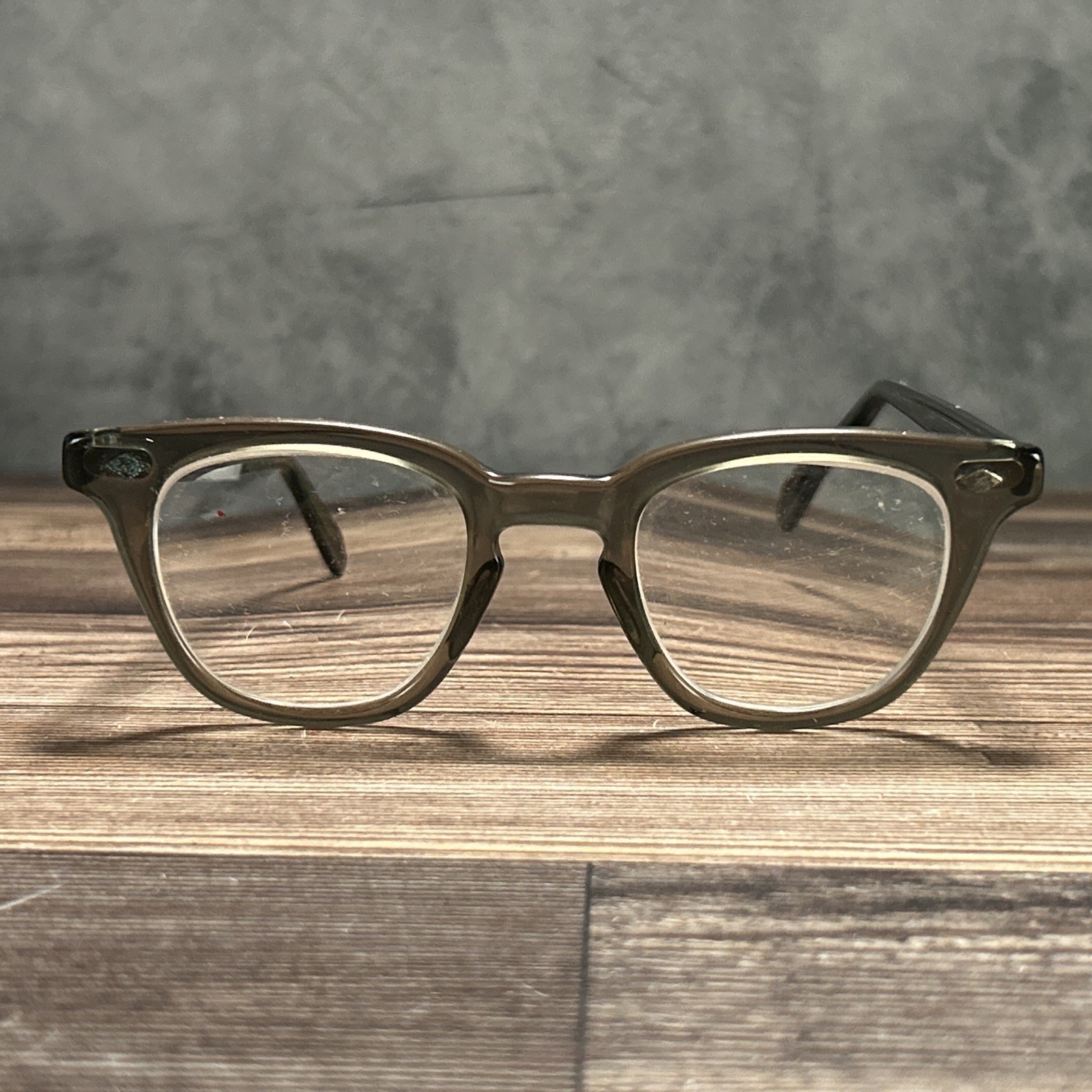 Vtg 1950s-1960s USS Military GI Eyegralsses Frames Smoke Gray Clear 46mm 22mm Vtg 1950s-1960s USS Military GI Eyegralsses Frames Smoke Gray Clear 46mm 22mm