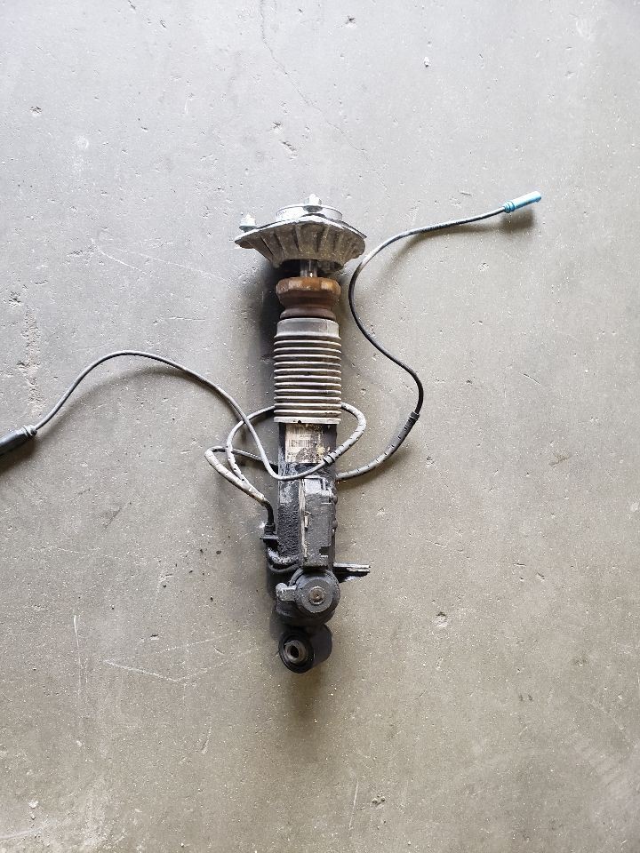 2013 BMW X5M E70 LCI AWD - Left Rear Shock Absorber - OEM