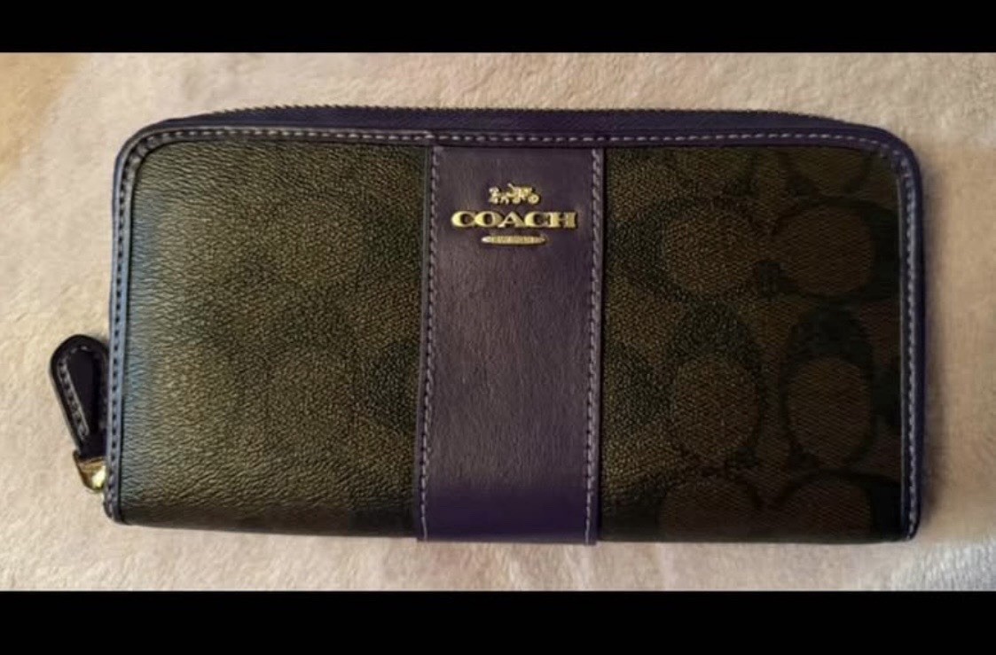 Authentic Coach Wallet