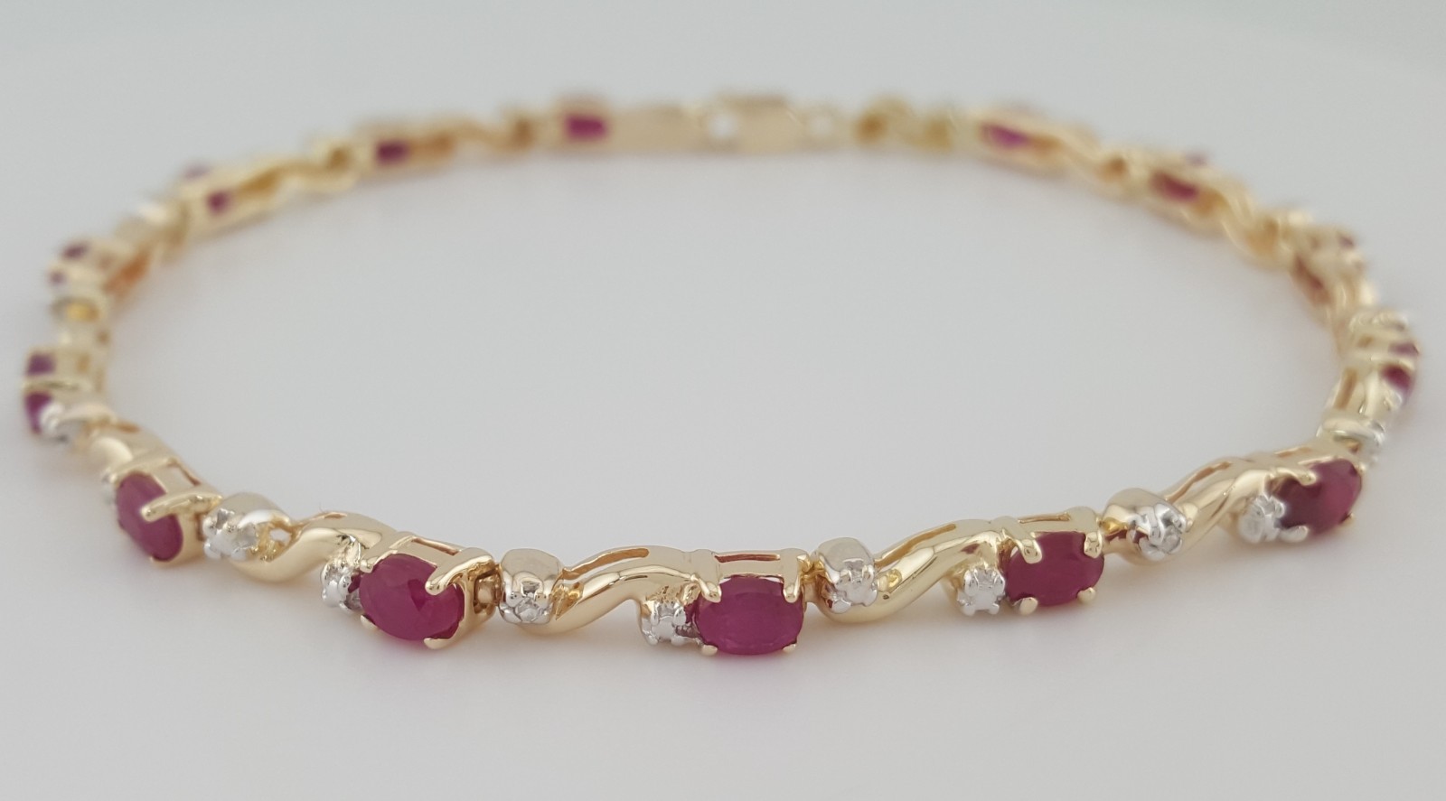 Burma Oval Ruby Round Diamond 10k Yellow Gold Tennis Bracelet 3 ct 6.7 Grams 7