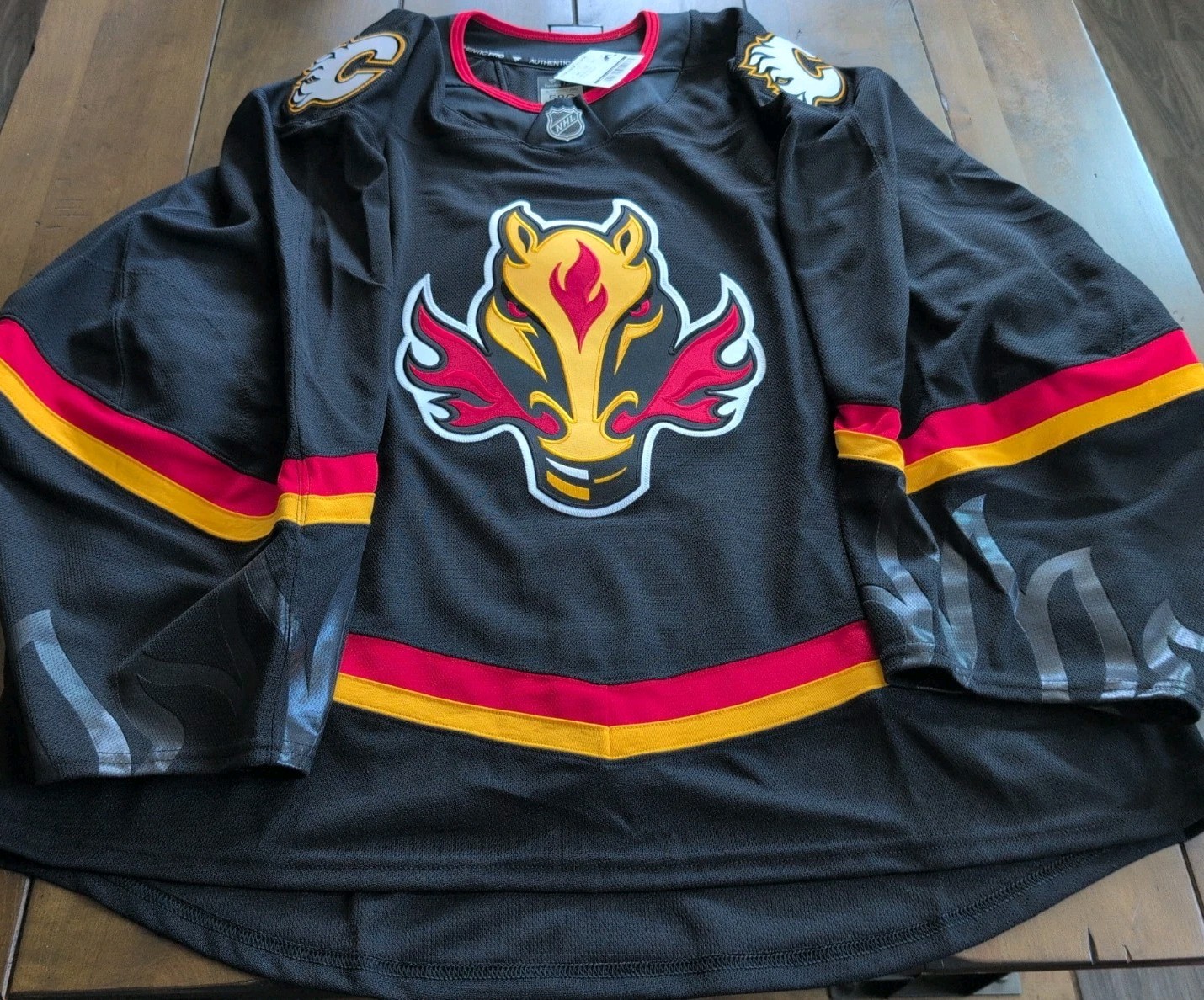 NWT Calgary Flames Blasty Goalie Cut Fanatics Authentic Pro Jersey MiC Sz 58G