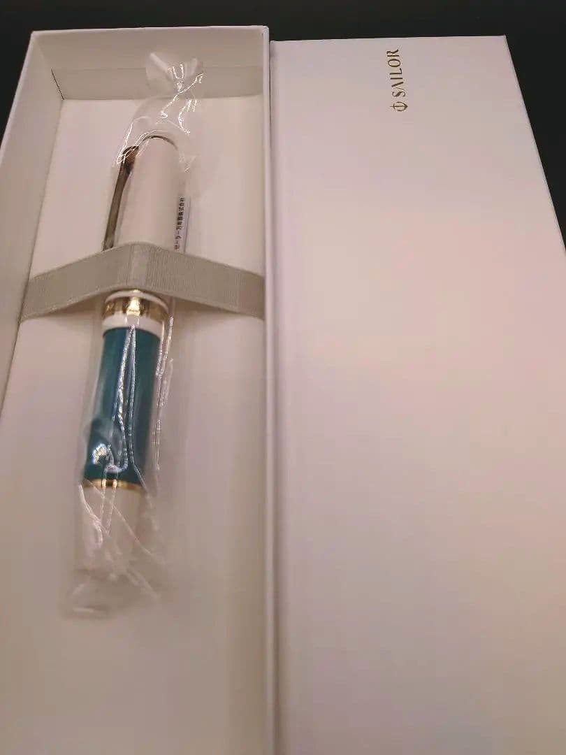 NOS Sealed SAILOR Rencontre Vert Sapin 14K MF Fountain Pen
