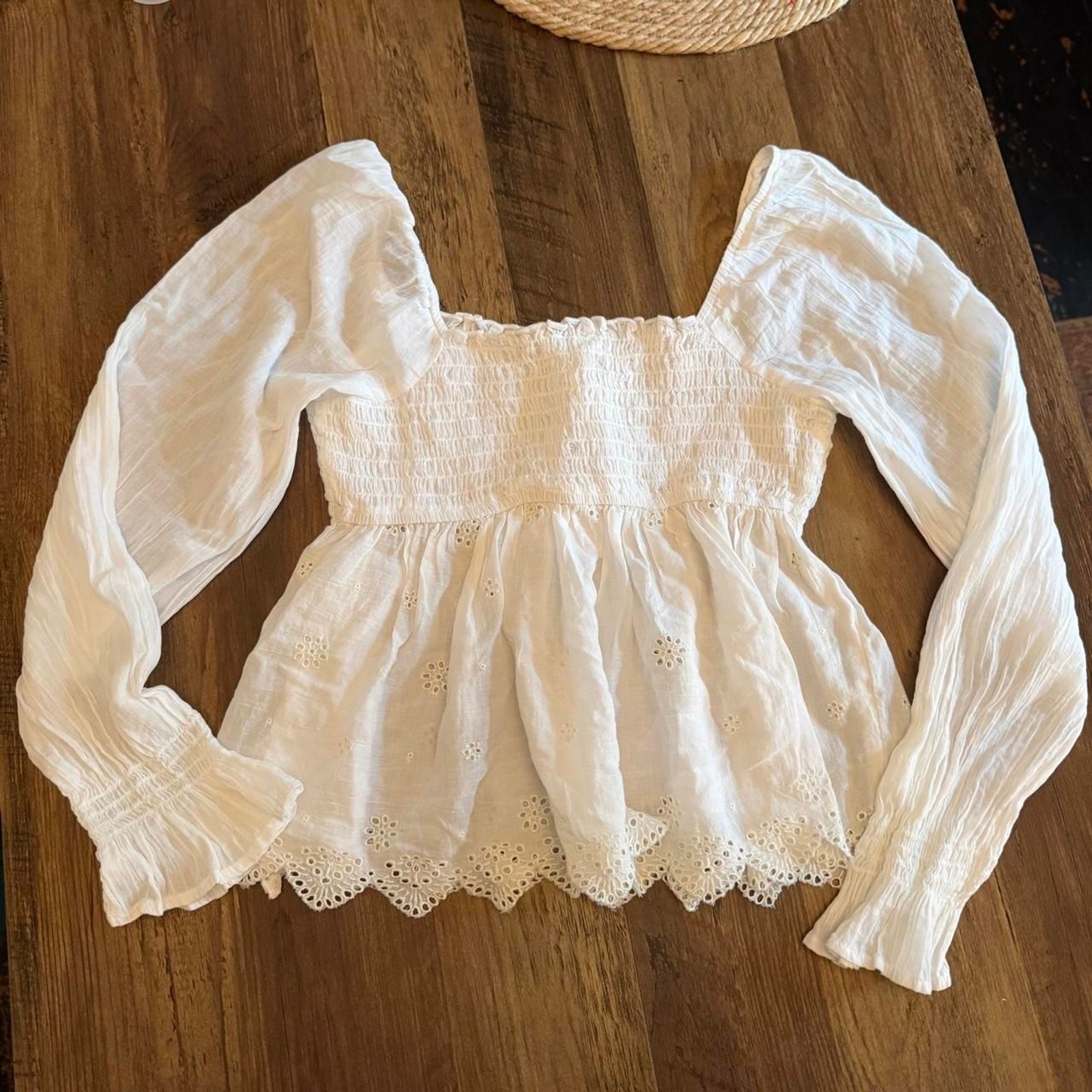 American Eagle white long sleeve smocked tiered top
