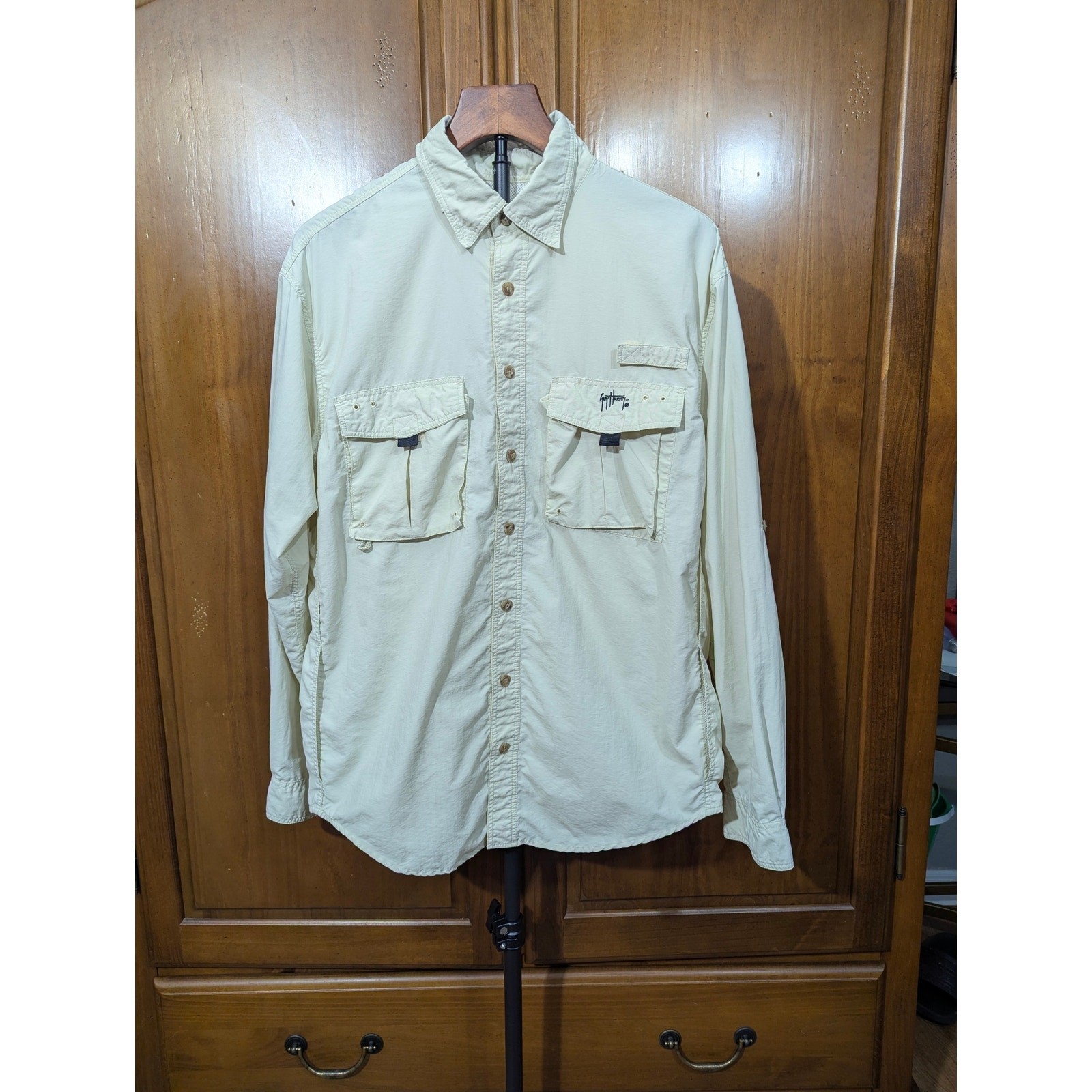 Guy Harvey AFTCO Bluewater Fishing Shirt Men’s M Beige Nylon Vented Back