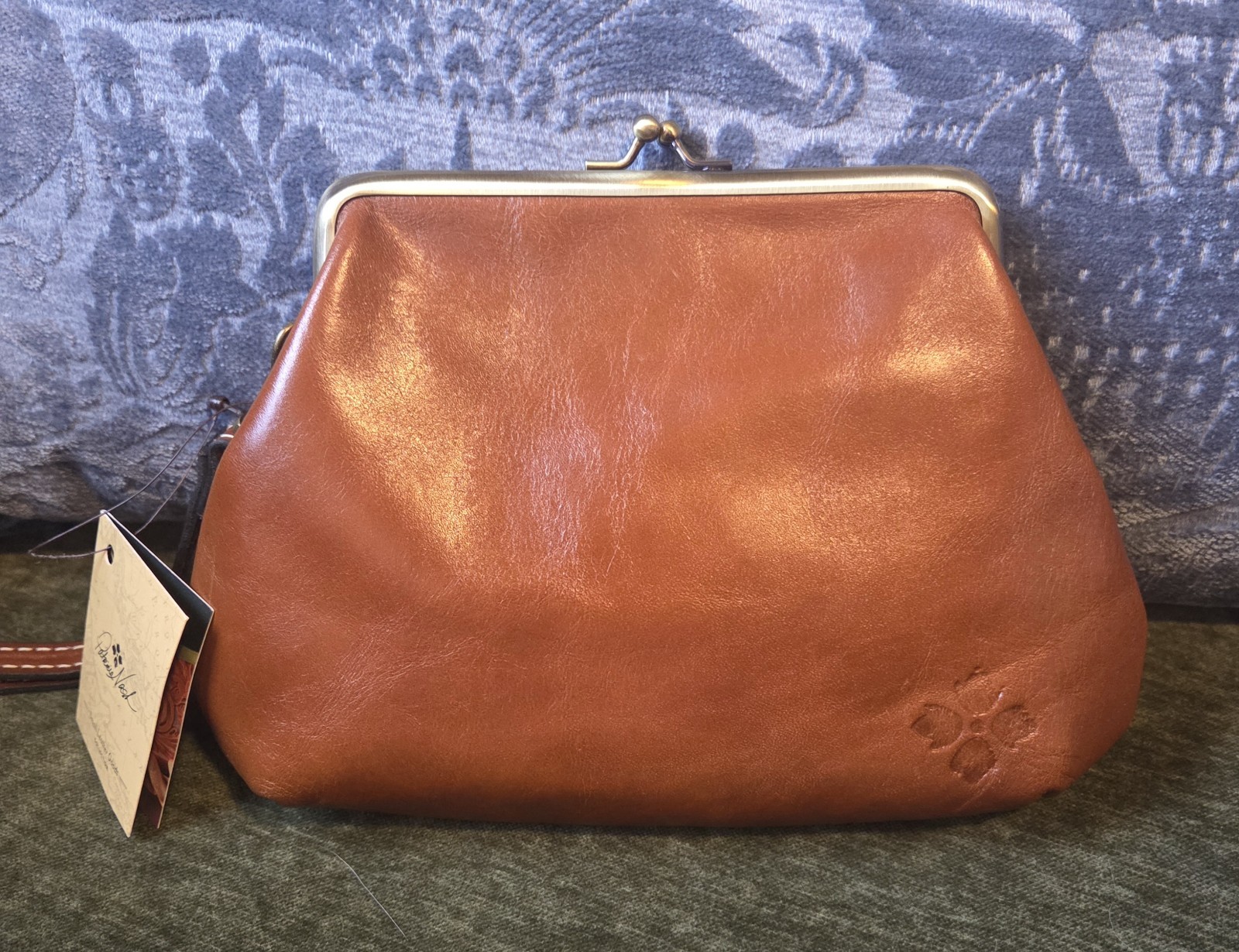 NWT Patricia Nash Savena Tan Leather Kiss Lock Clutch Wristlet Purse Bag $69