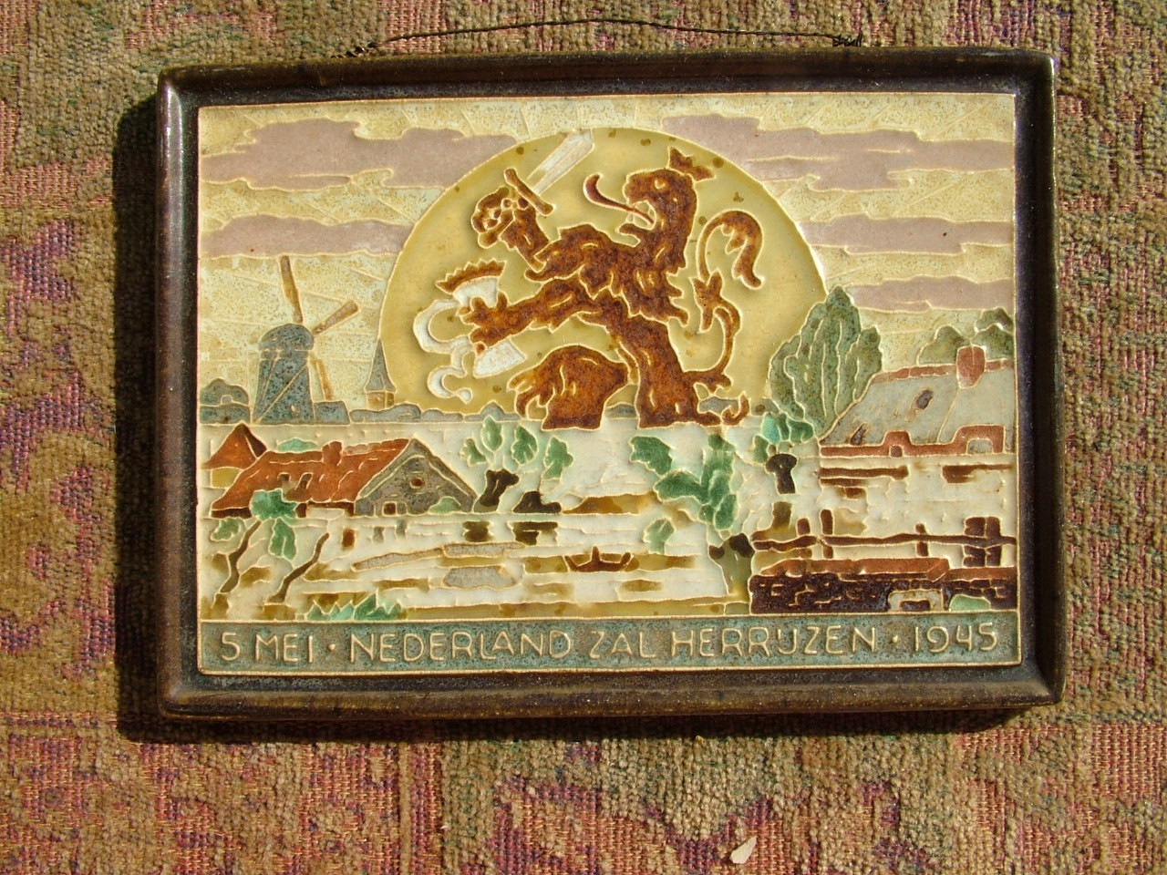 VINTAGE DELFT CLOISONNE NEDERLAND ZAL HERRUZEN 1945 5 1/2\ VINTAGE DELFT CLOISONNE NEDERLAND ZAL HERRUZEN 1945 5 1/2\