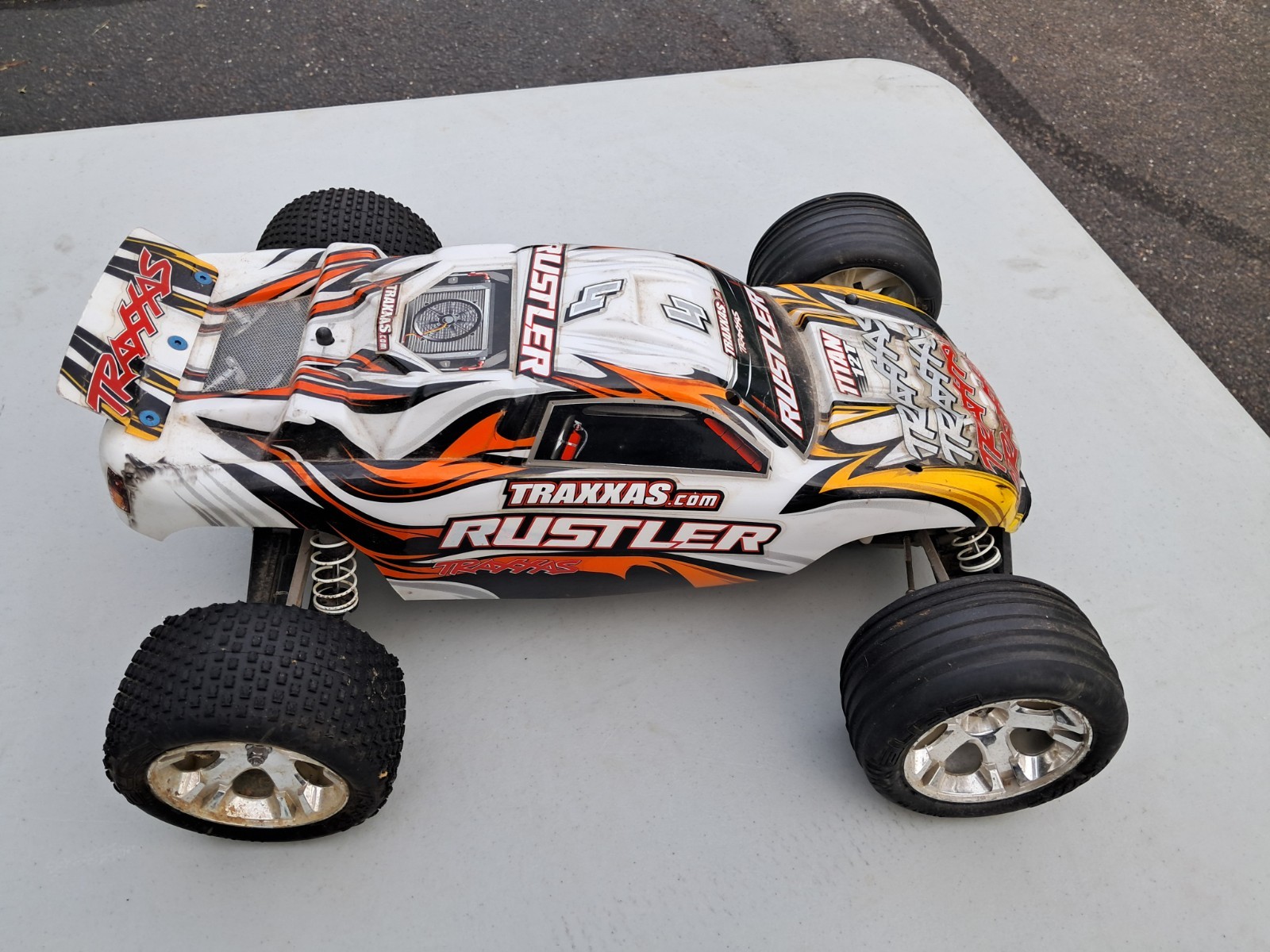 Traxxas Rustler Xl5 RC Car For Parts Or Repair Traxxas Rustler Xl5 RC Car For Parts Or Repair