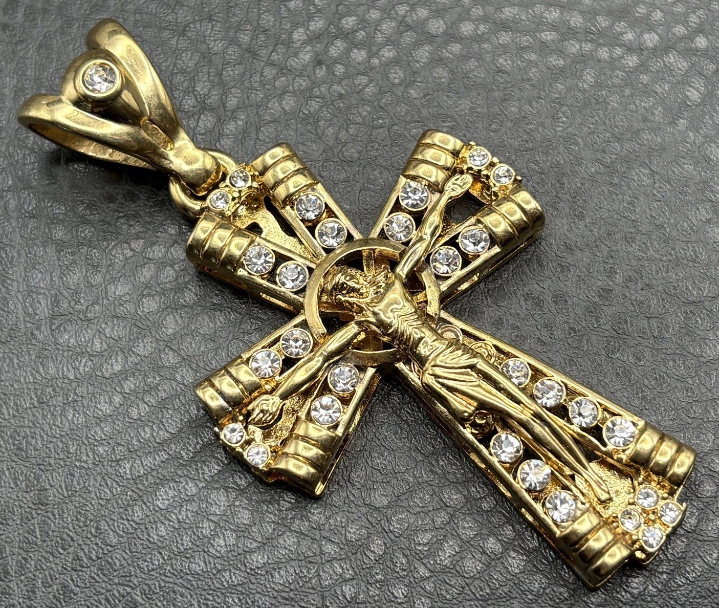 HUGE Gold Tone Crucifix Cross Pendant Jesus Clear Rhinestone Religious Jewelry HUGE Gold Tone Crucifix Cross Pendant Jesus Clear Rhinestone Religious Jewelry