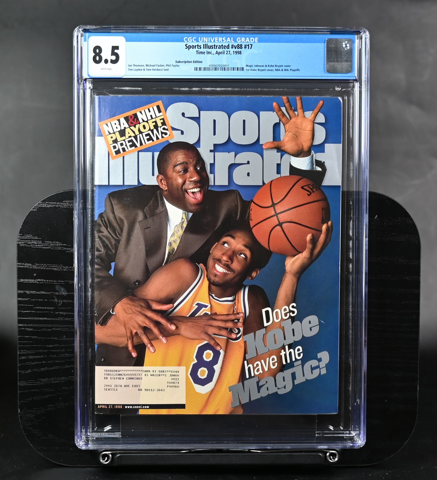 1998 Kobe Bryant 1st Sports Illustrated Cover Magic Johnson CGC 8.5 White Pages