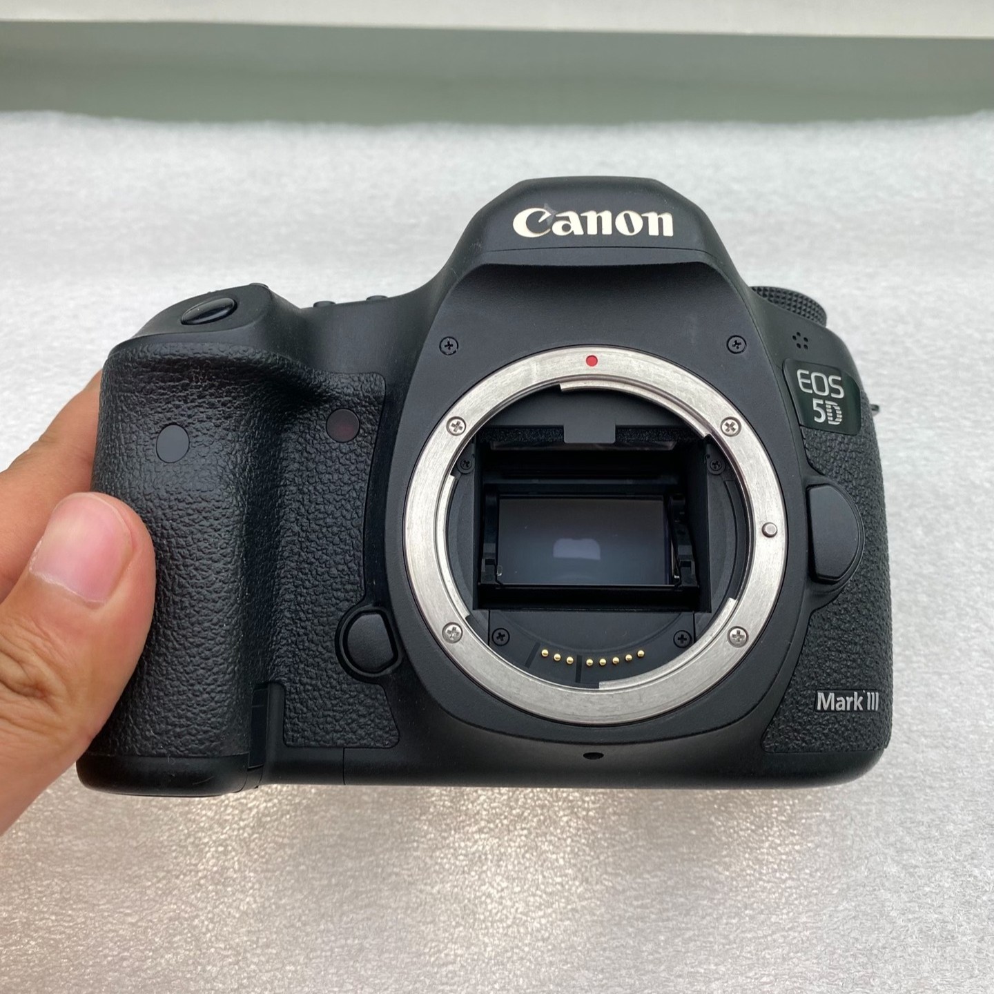 Canon EOS 5D Mark III 22.3MP Full Frame DSLR Camera Body Only AE/FE Lock - Black