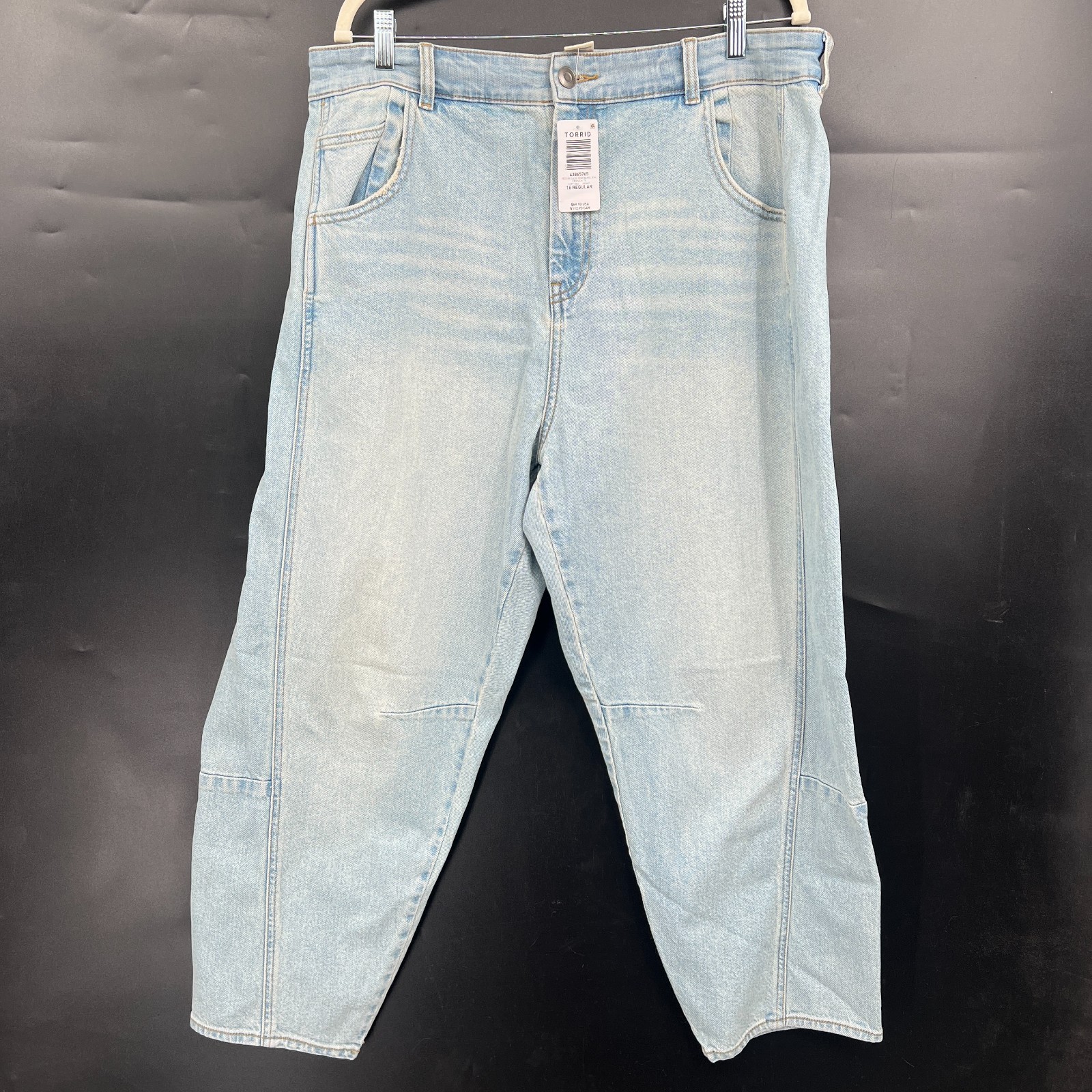 NEW Torrid Festi high rise classic barrel jean light wash boho festival funky 16 NEW Torrid Festi high rise classic barrel jean light wash boho festival funky 16
