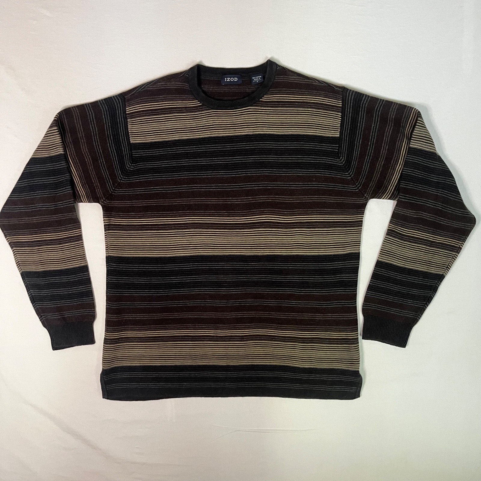 Vintage IZOD fall brown striped men\'s small sweater Vintage IZOD fall brown striped men\'s small sweater