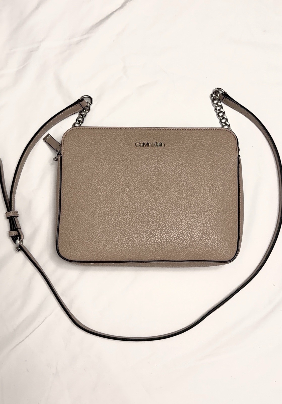 Calvin Klein Triple Compartment Pebbled Leather Crossbody Bag Beige Calvin Klein Triple Compartment Pebbled Leather Crossbody Bag Beige