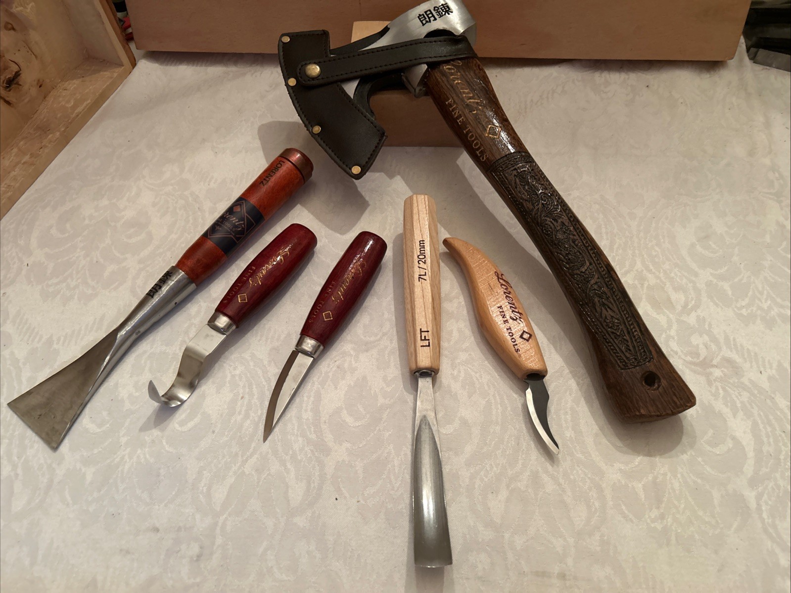 Hunters Hatchet Wood Carving Set Hook, Pelican & StraightKnife Bent Gouge Chisel
