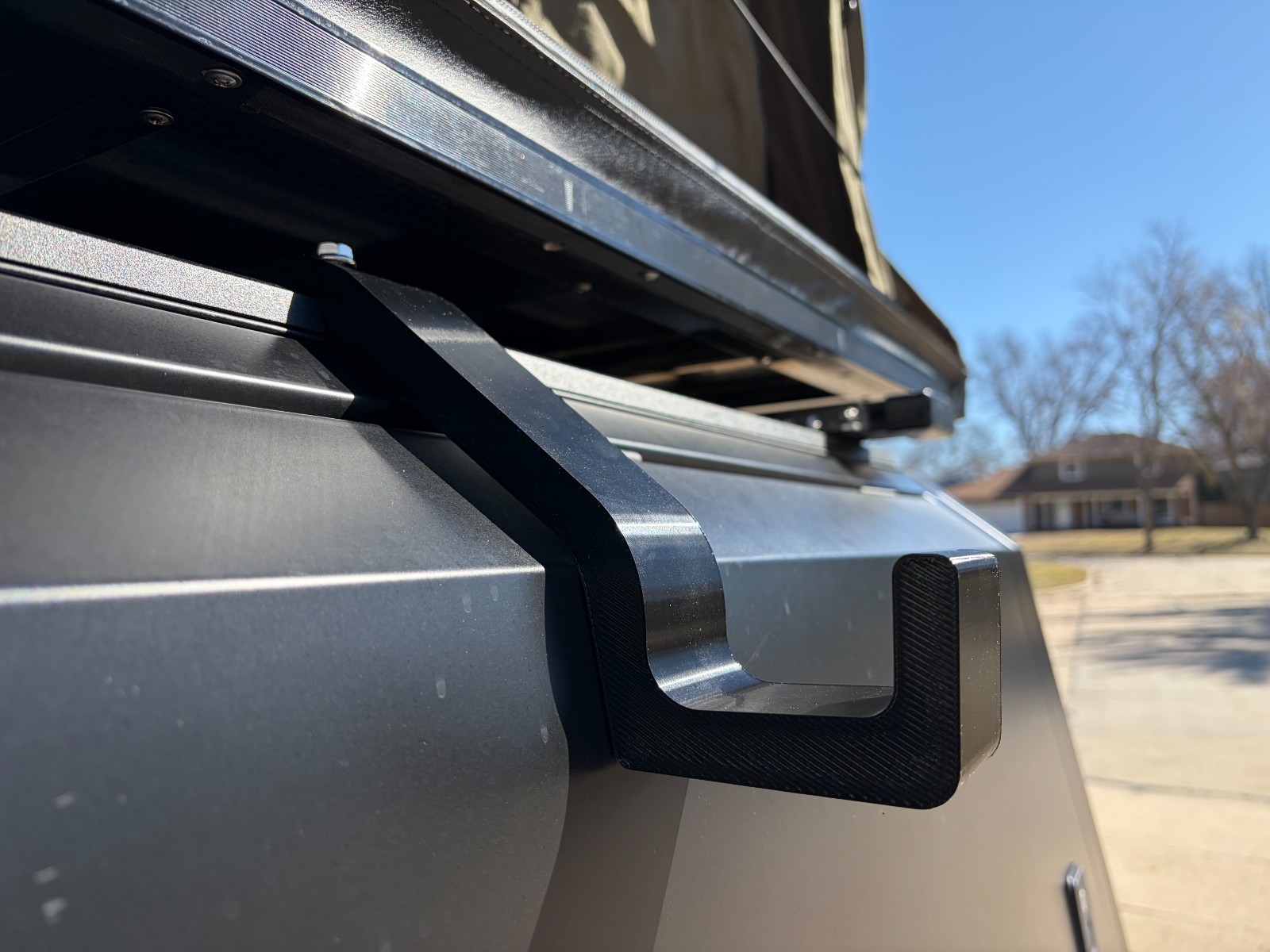 RSI SmartCap Roof Top Rail Hook to hang items such as Diesel Heaters, Camp light RSI SmartCap Roof Top Rail Hook to hang items such as Diesel Heaters, Camp light