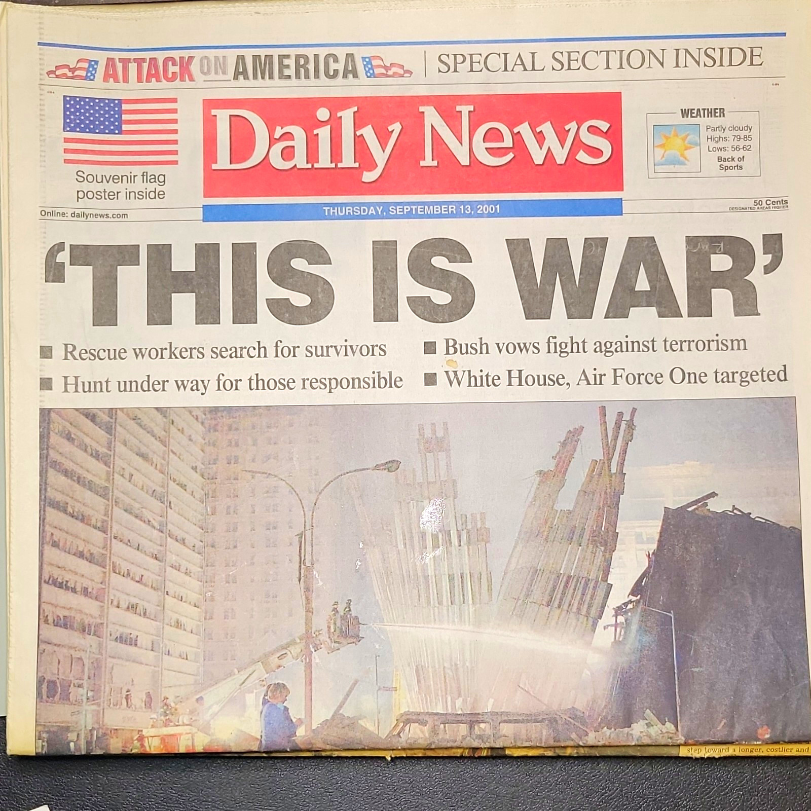 Lot of 2 9/13/2001 Newspapers: Daily News \ Lot of 2 9/13/2001 Newspapers: Daily News \