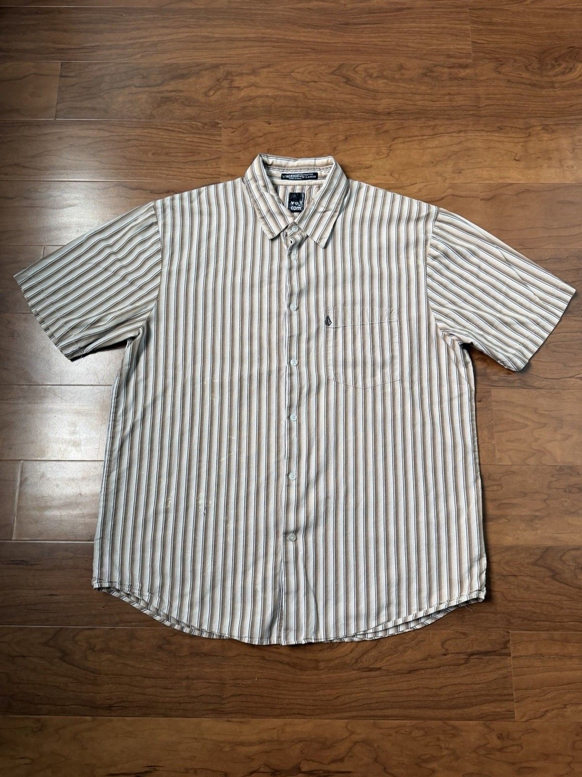 Vintage 2000s Volcom Striped Shirt Mens XL Y2K Skate Surf Button Up Casual
