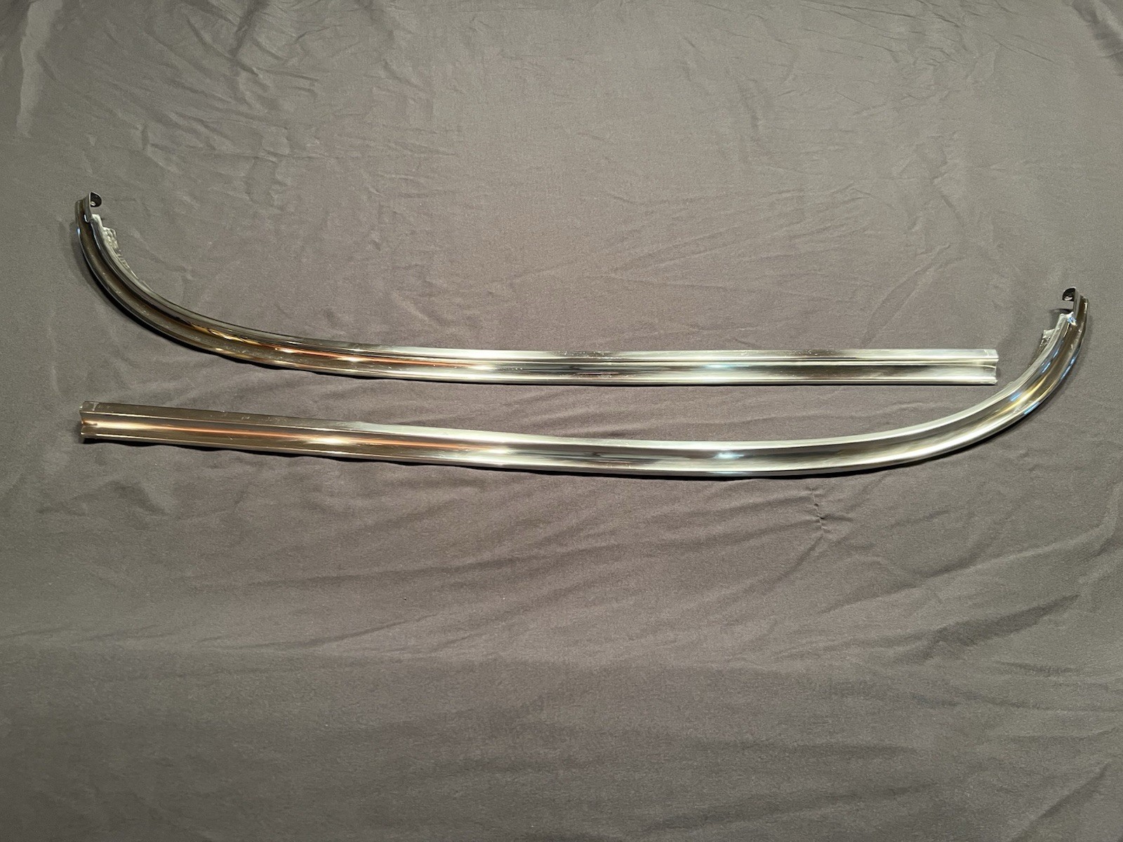 1955 1956 1957 Chevrolet Nomad Quarter glass stainless Trim. 1955 1956 1957 Chevrolet Nomad Quarter glass stainless Trim.