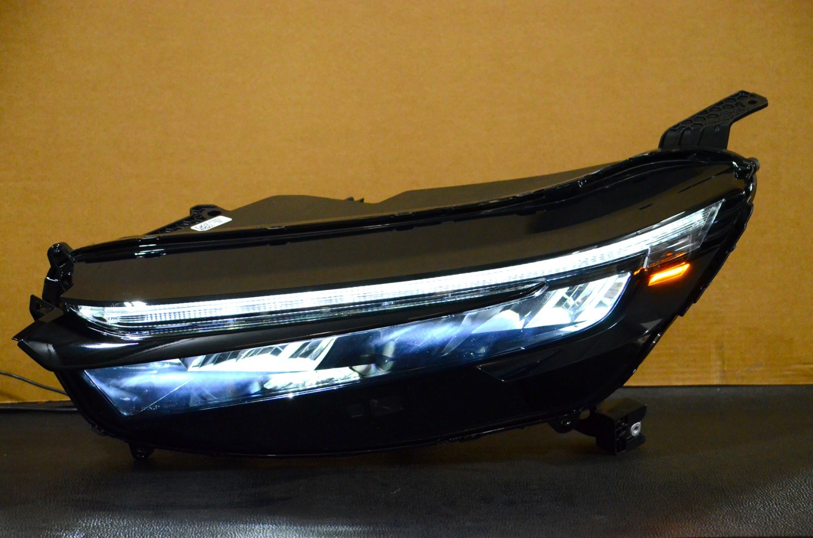 Perfect 2023-2026 Honda CR-V Sport Hybrid LED Headlight Left Black Tested OEM Perfect 2023-2026 Honda CR-V Sport Hybrid LED Headlight Left Black Tested OEM