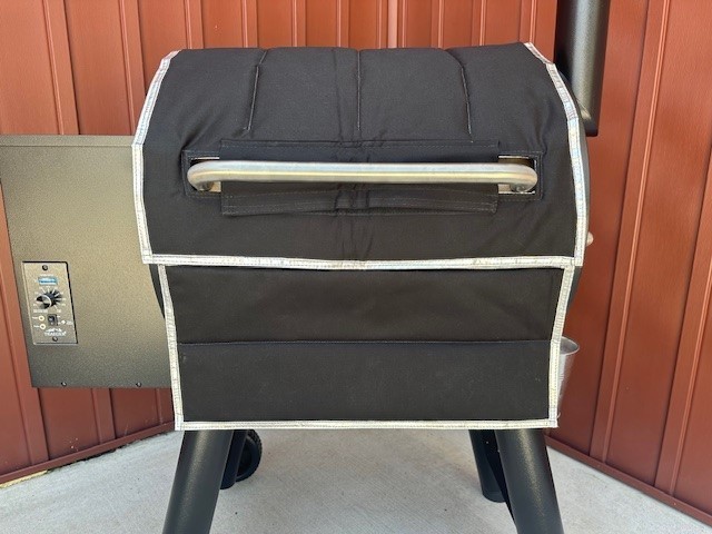 Insulated, Magnetic Thermal BBQ Blanket Cover for Traeger,  BAC626