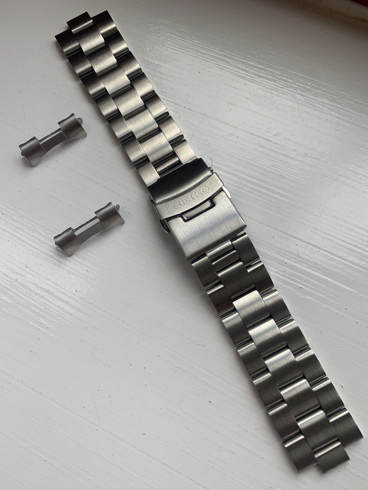 Beautiful New SEIKO 22mm Oyster style strap / bracelet stainless steel BARGAIN