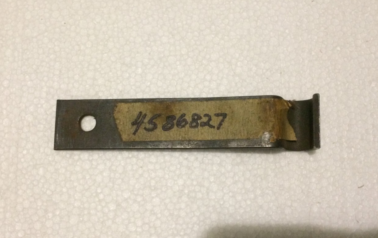 NOS GM #4586827 REAR DOOR CHECK LINK, 1949-52 CHEVY 4 DOOR NOS GM #4586827 REAR DOOR CHECK LINK, 1949-52 CHEVY 4 DOOR