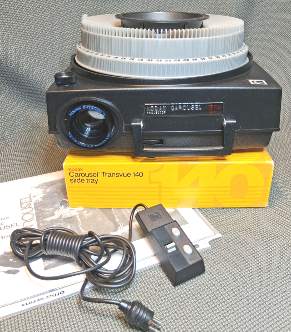 Vintage Kodak Carousel 750H 35mm Rebuilt slide projector tested w/remote & tray