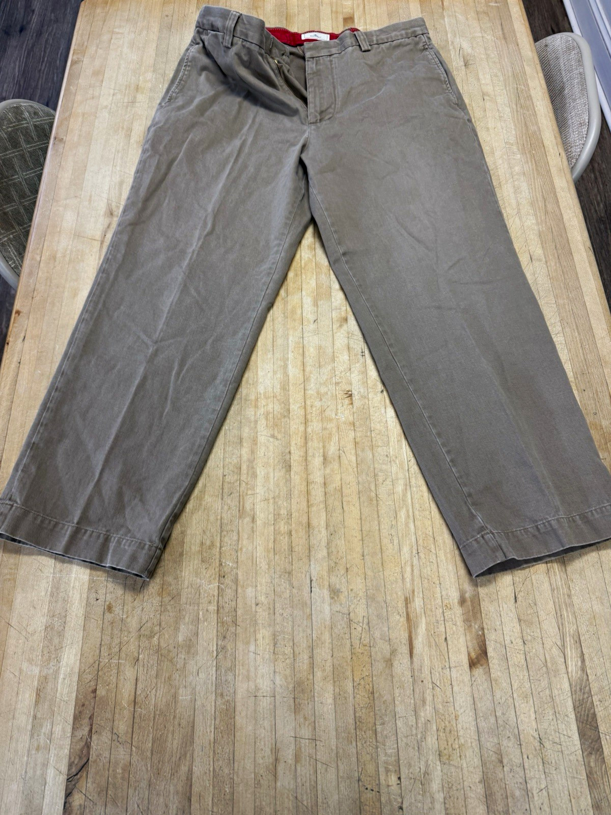 Dockers Men’s Beige Chino Pants Relaxed Fit Straight Leg Flat Front 34 Dockers Men’s Beige Chino Pants Relaxed Fit Straight Leg Flat Front 34