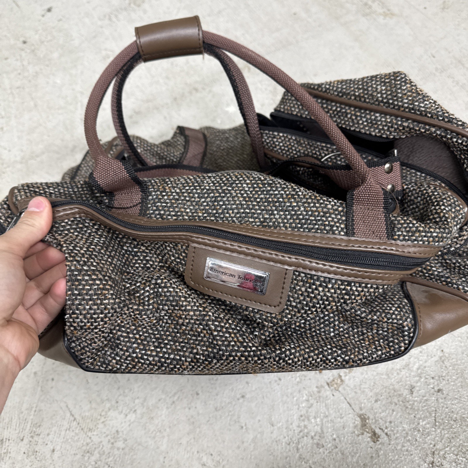 VTG American Tourister brown luggage Travel Bag Overnight Suitcase VTG American Tourister brown luggage Travel Bag Overnight Suitcase