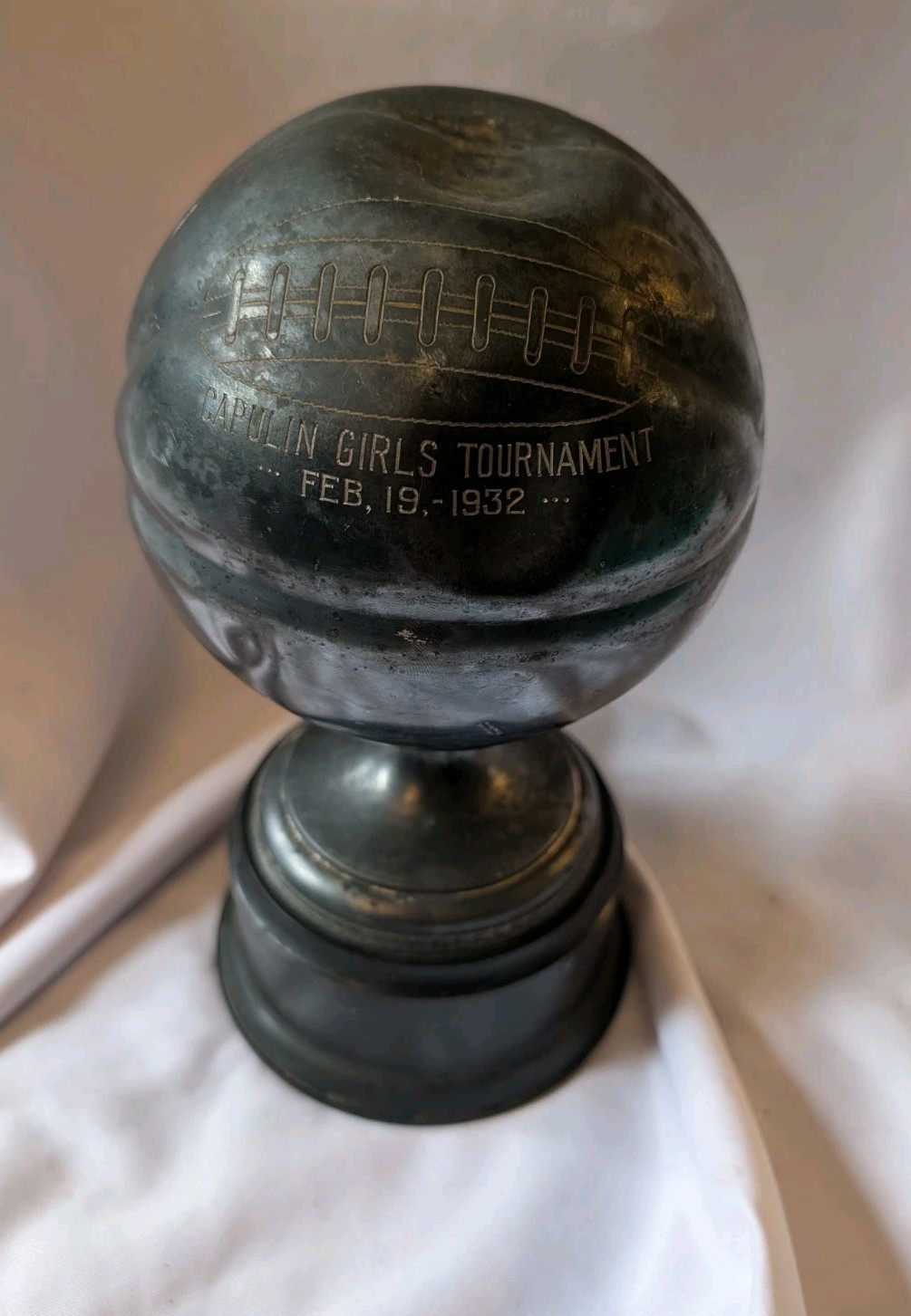 Antique 1932 Figural Basketball Trophy Capulin Girls Tournament 