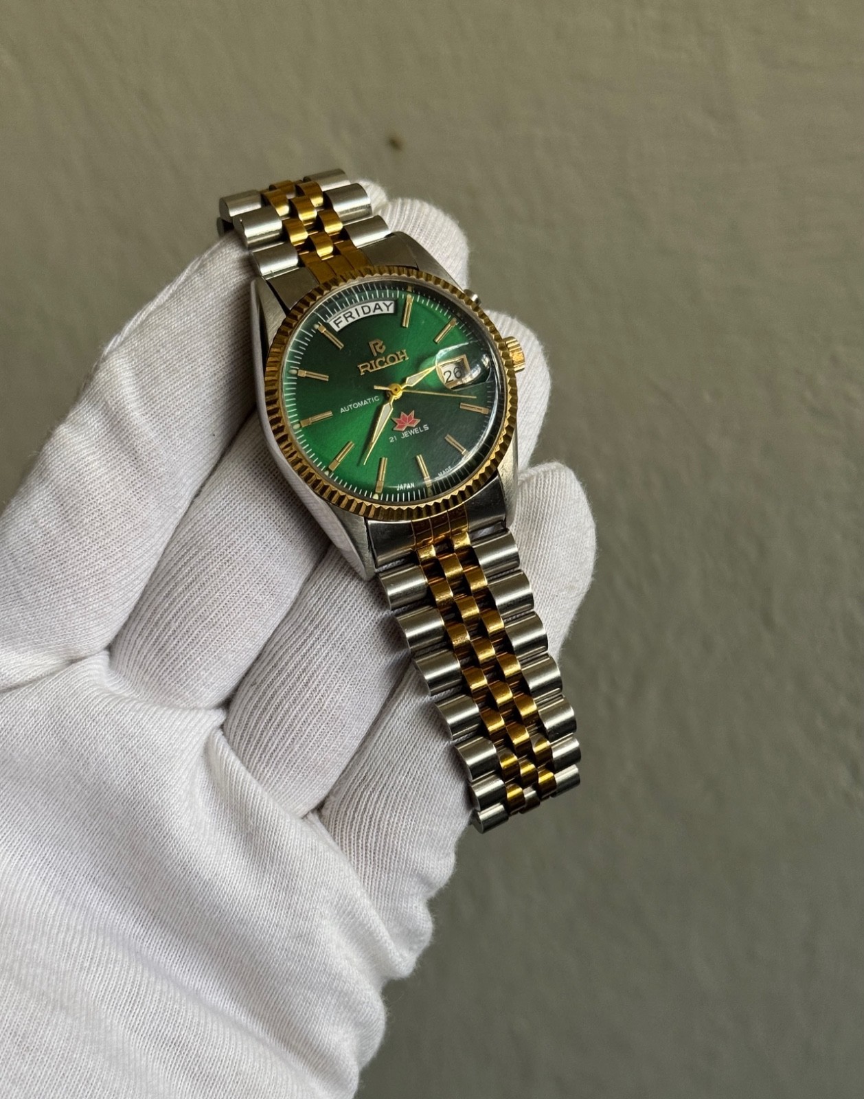 Vintage Ricoh President Automatic Two Tone Men's Wrist Watch Day Date Japan
