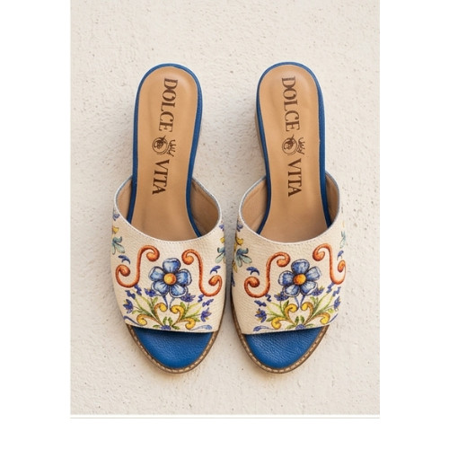 Dolce Vita Genuine Leather Embroidered Slide Sandals Size 8 – New Dolce Vita Genuine Leather Embroidered Slide Sandals Size 8 – New