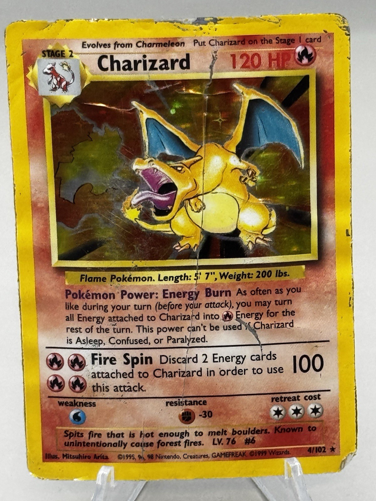 Wizards of the Coast Charizard 4/102 Base Set Holo Rare English 1999 Damaged Wizards of the Coast Charizard 4/102 Base Set Holo Rare English 1999 Damaged