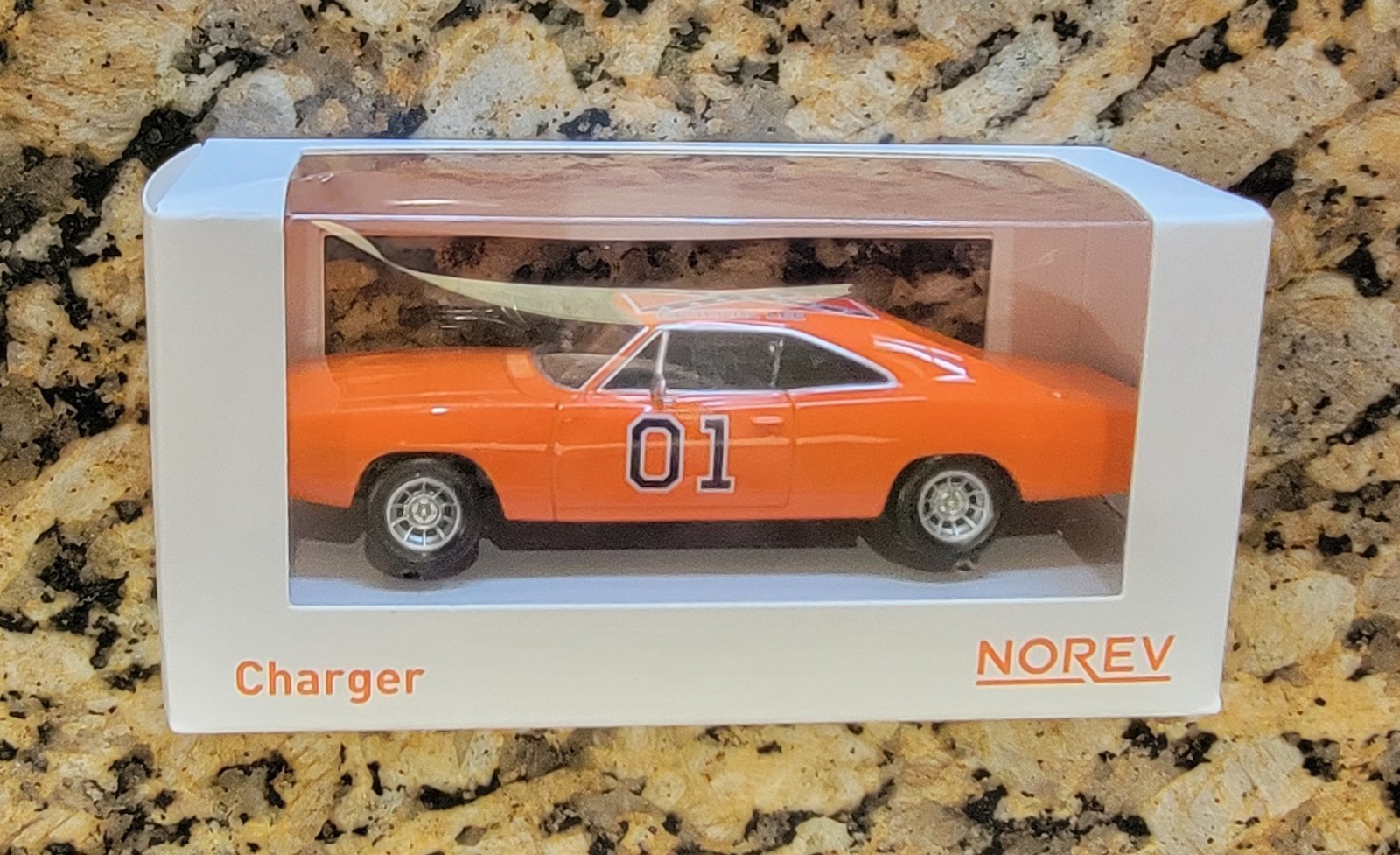 NOREV 1:43 1969 DODGE CHARGER GENERAL LEE w/ORIGINAL TAN INTERIOR (2026) 950011