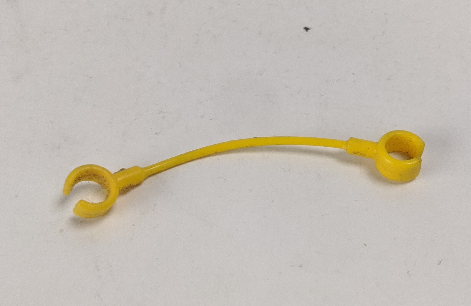 1994 Kenner Combat Belt Batman Yellow Cuffs Accessory The Animated Series 1994 Kenner Combat Belt Batman Yellow Cuffs Accessory The Animated Series