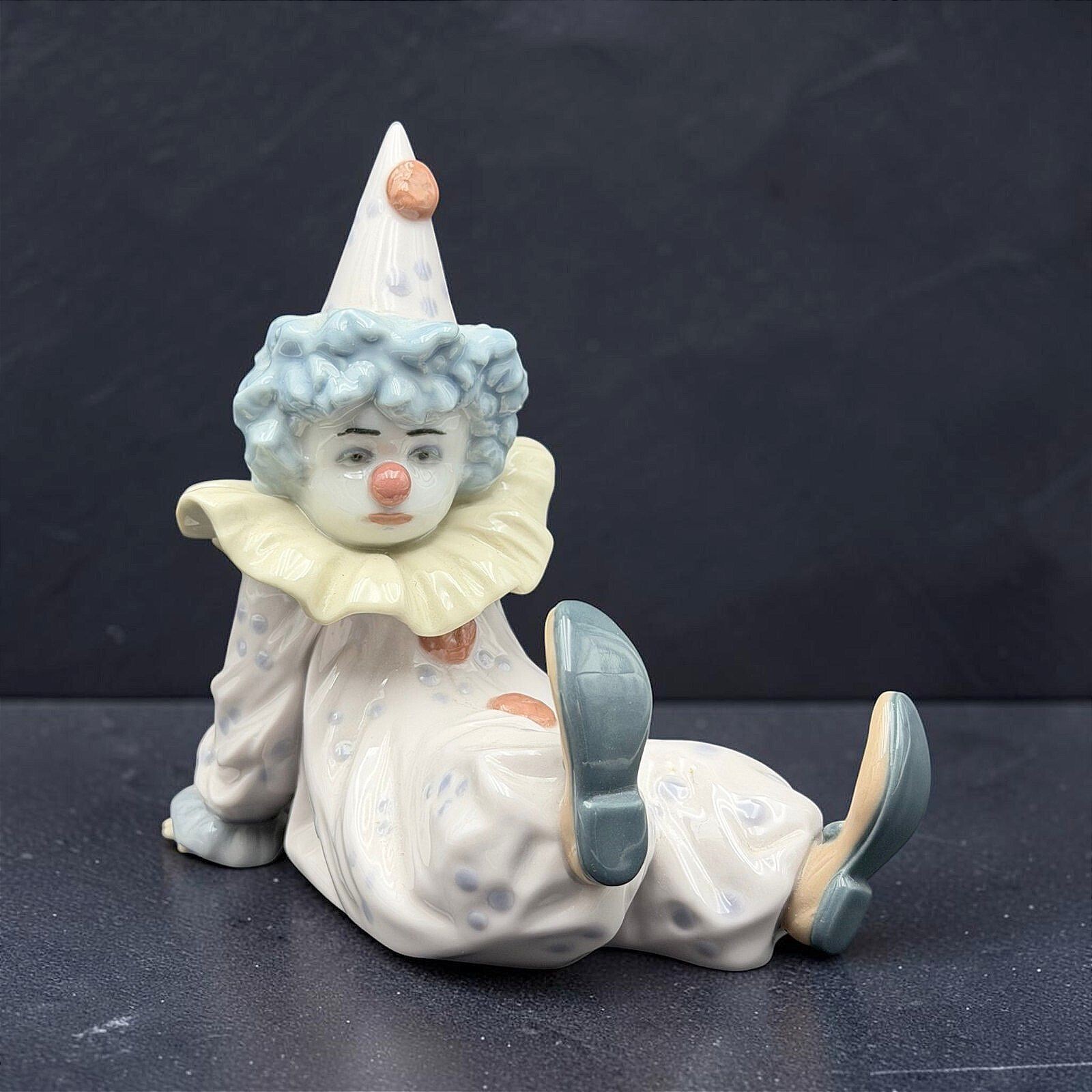 Vtg Lladro #5812 Sitting Clown Vtg Lladro #5812 Sitting Clown