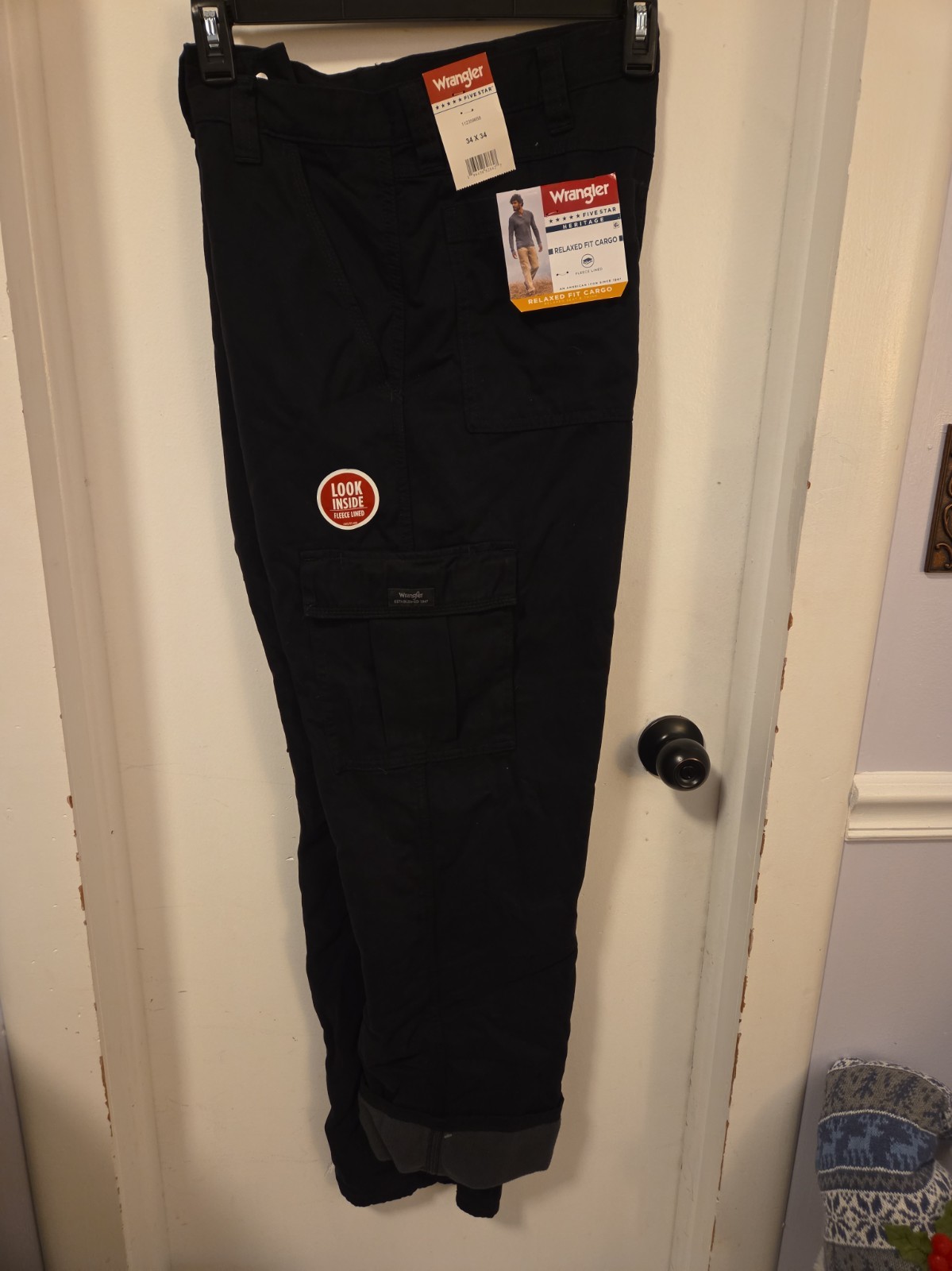 Wrangler Mens Fleece Lined Relaxed Fit Cargo Black Cotton Pants Size 34x34 NWT