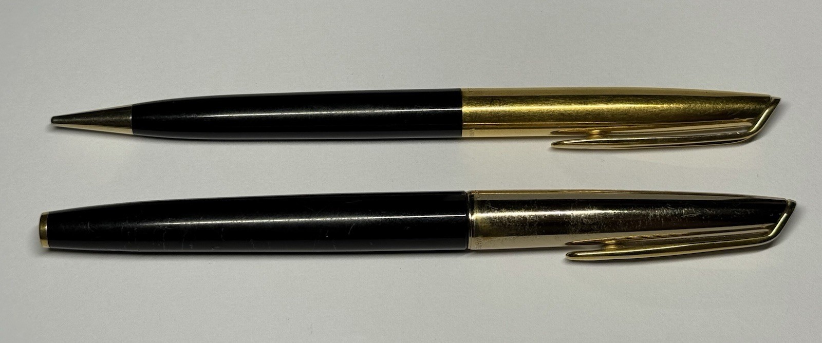 Waterman’s C/F Fountain Pen 14k Nib And Mechanical Pencil Set Waterman’s C/F Fountain Pen 14k Nib And Mechanical Pencil Set