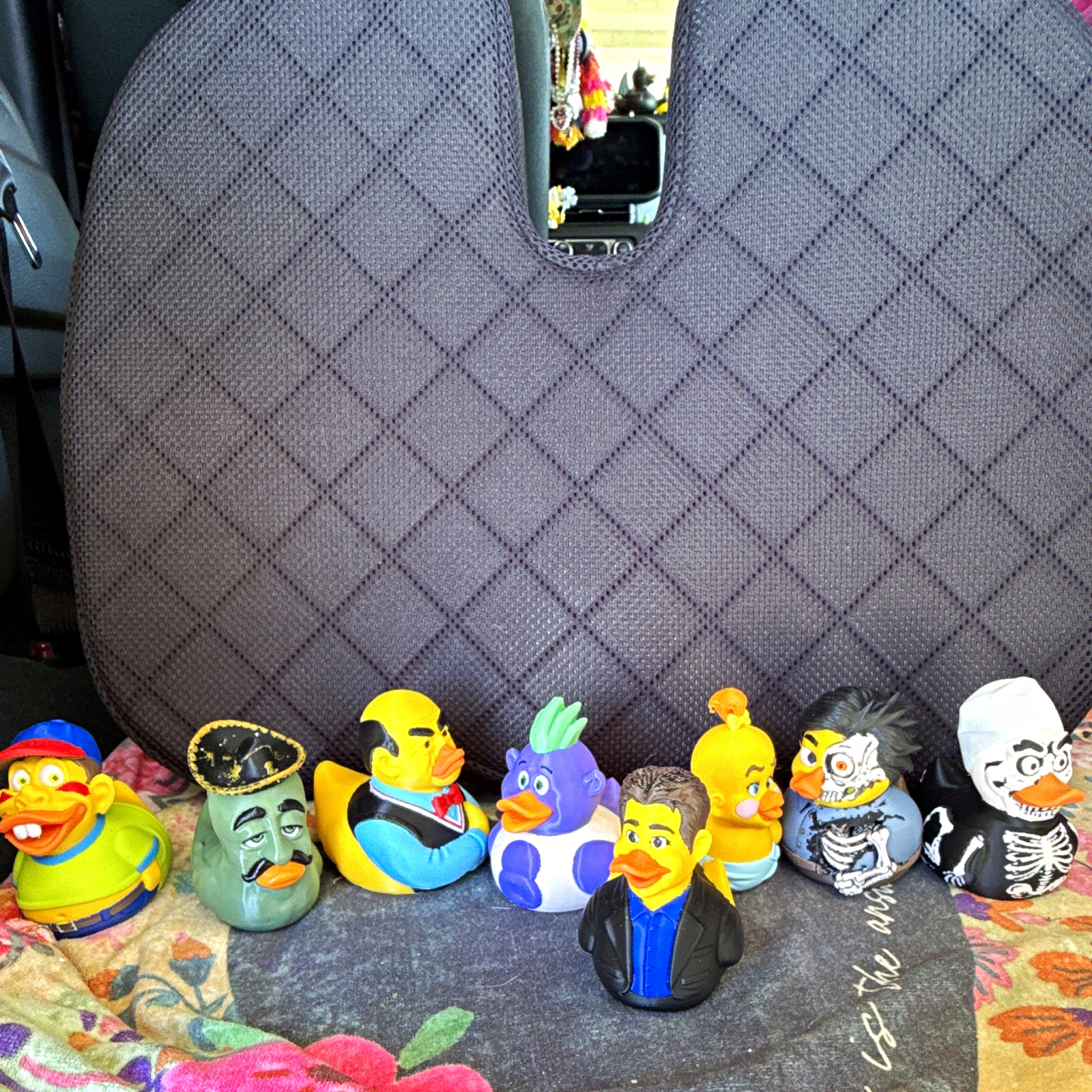Set of 8 Character lazer cut Duck Collectible Figurines, Jeff Dunham Figures Set of 8 Character lazer cut Duck Collectible Figurines, Jeff Dunham Figures