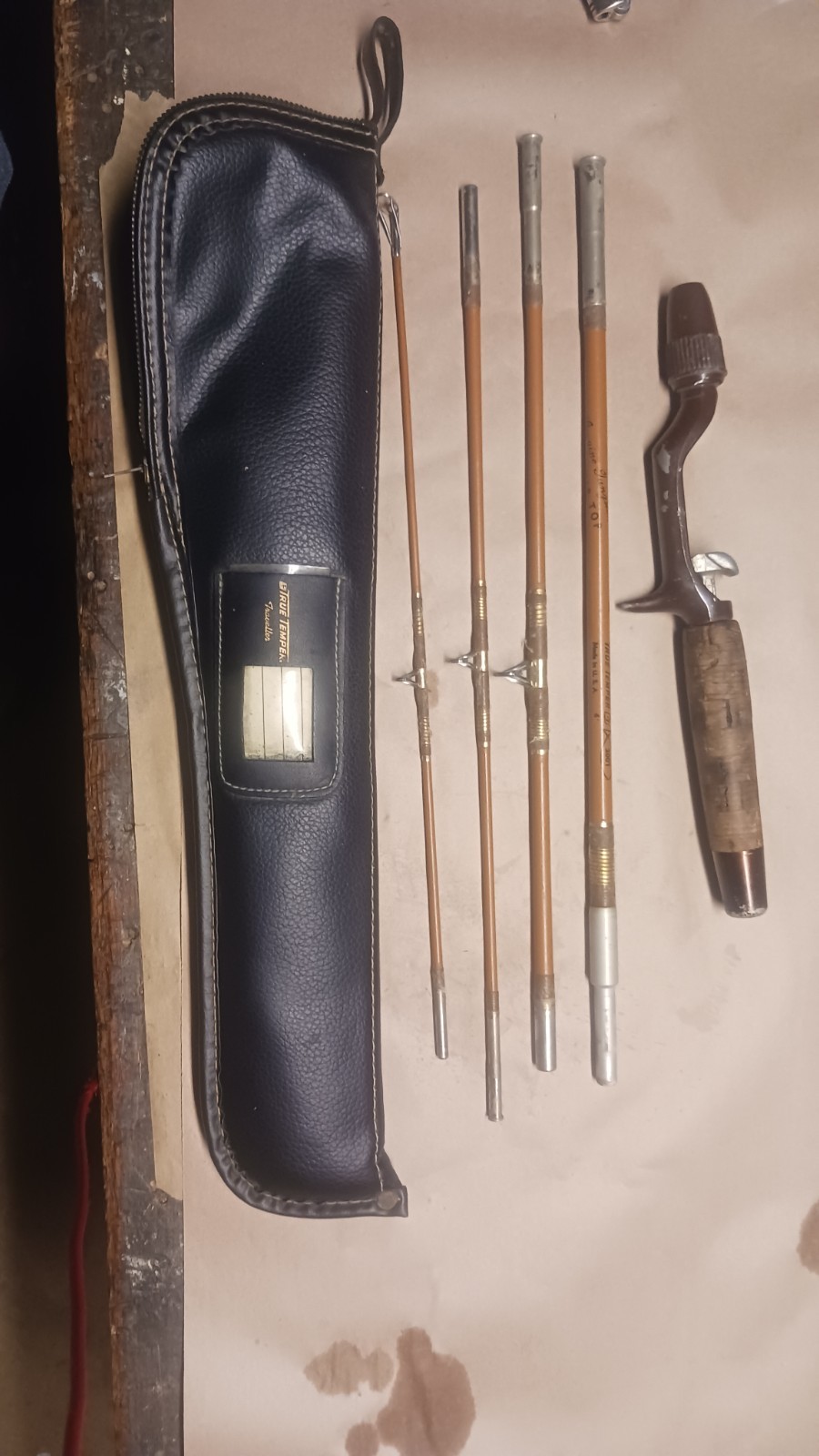 Vintage True Temper Traveller 200T Casting Rod 6' 4pc Medium Mod 10lb 1/2oz Case Vintage True Temper Traveller 200T Casting Rod 6' 4pc Medium Mod 10lb 1/2oz Case