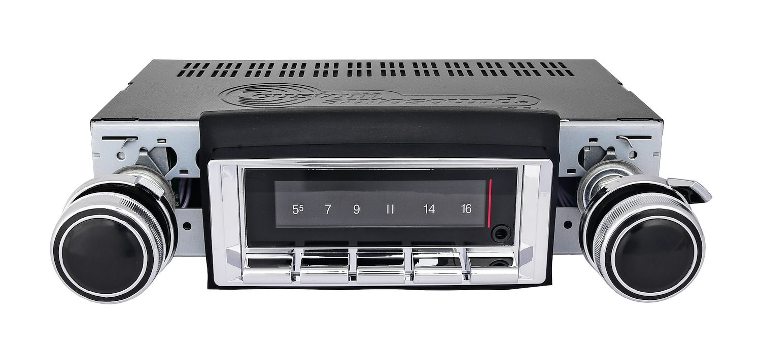 JEGS Classic 740 Series Radio w/Built-in Bluetooth for 1973-1988 Chevrolet