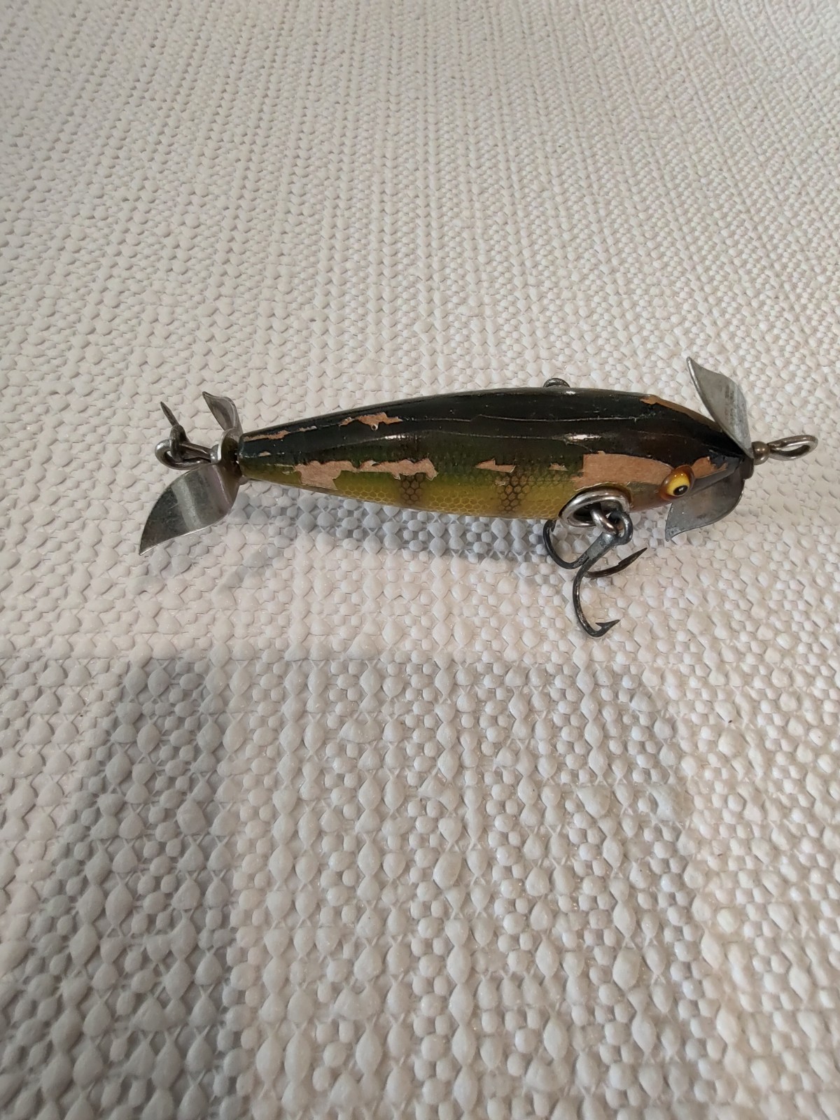 Vintage Rare Pflueger Monarch Wood W/Glass Eyes 3 1/2\ Vintage Rare Pflueger Monarch Wood W/Glass Eyes 3 1/2\