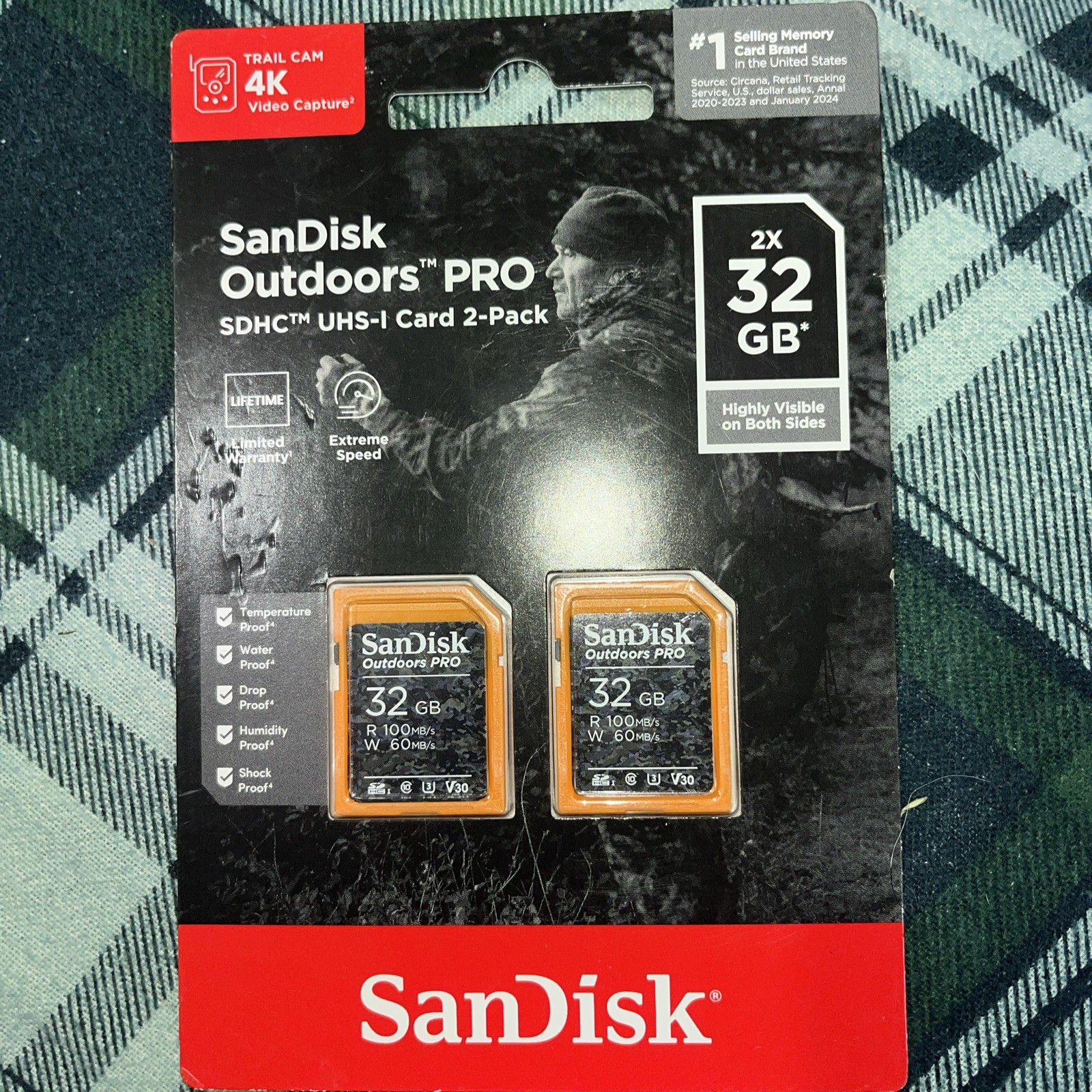 SanDisk - Outdoors Pro / Highly Visible - SD 4K UHS-I, U3 Card - 32GB 2-Pack SanDisk - Outdoors Pro / Highly Visible - SD 4K UHS-I, U3 Card - 32GB 2-Pack