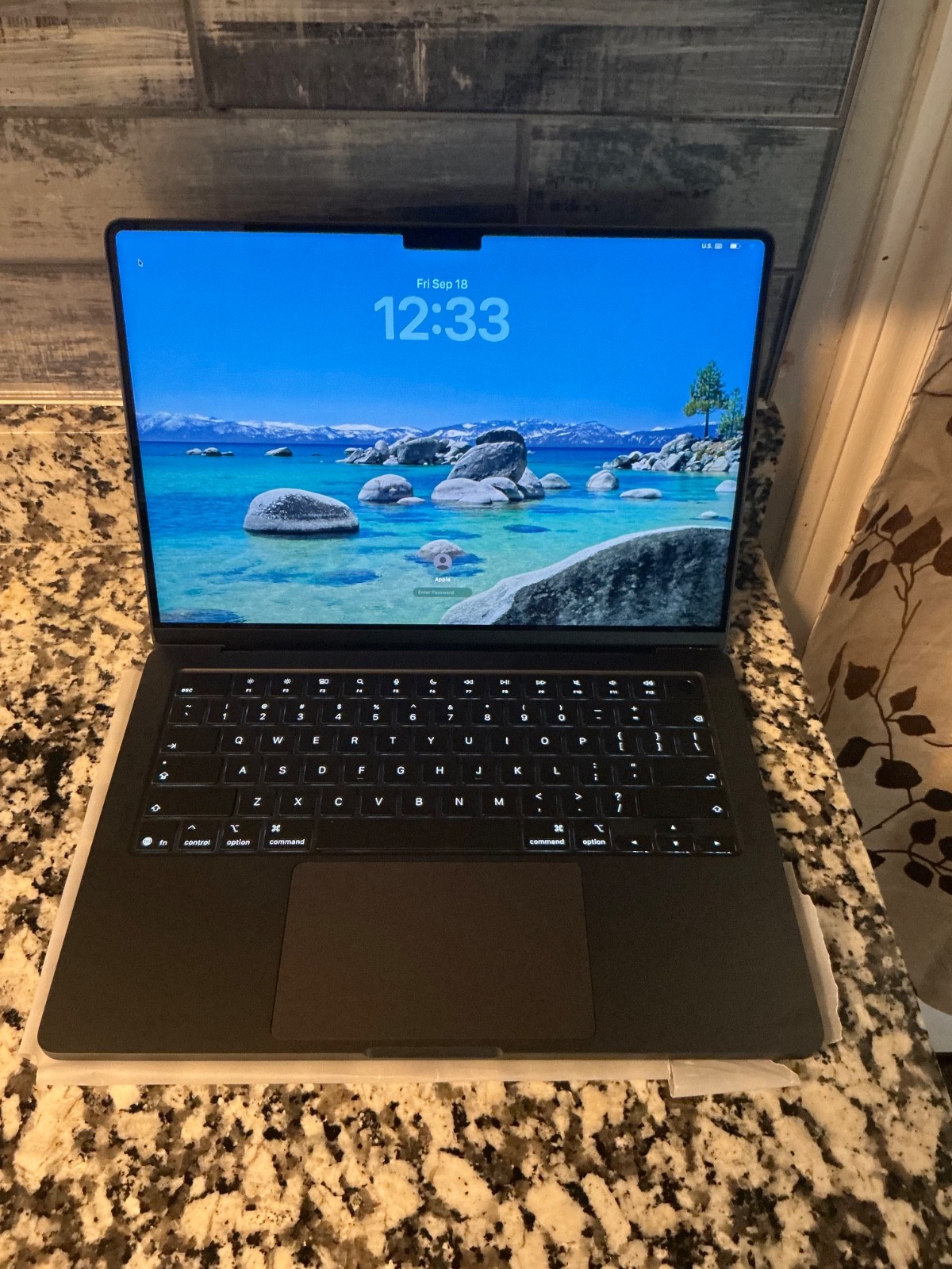 2026 MacBook Pro 14-inch M5 Pro 18-Core 24GB 1TB SSD 20C GPU Space Black REPAIR