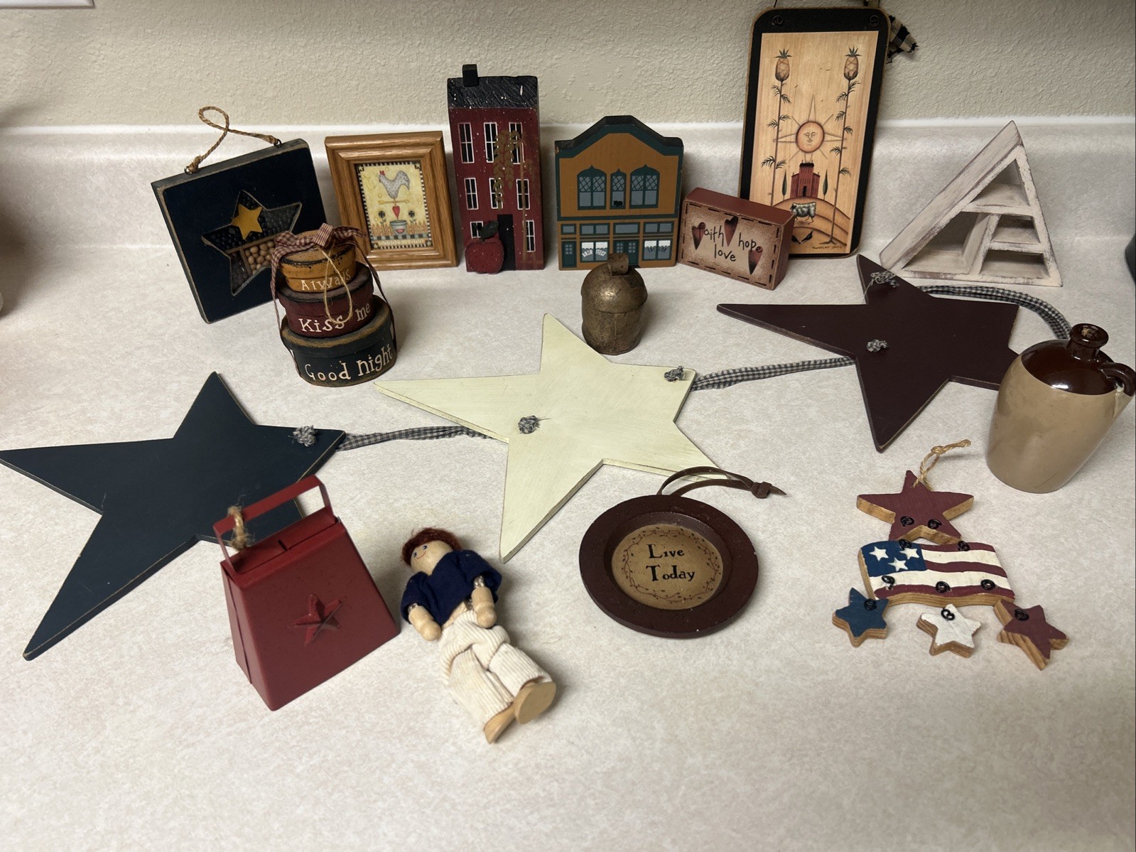 Vintage Primitive Lot Handmade Tabletop & Hanging Americana , Love Vintage Primitive Lot Handmade Tabletop & Hanging Americana , Love