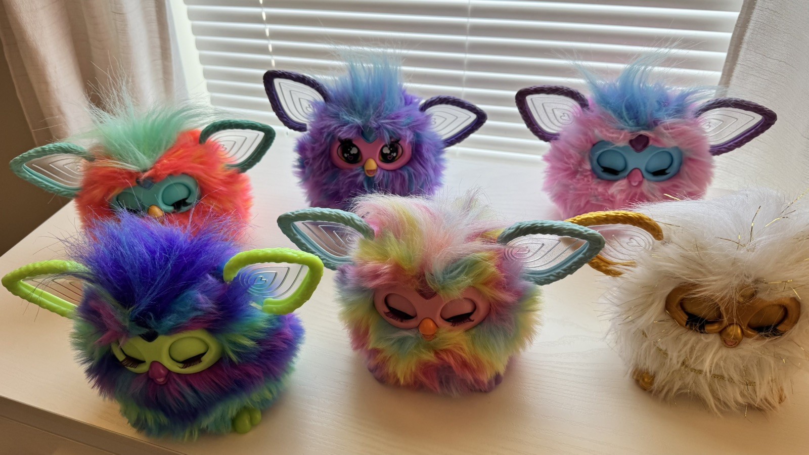 Lot Of 6 Hasbro Furby Interactive Purple Rainbow,Gold, 2023 Tested & Working Lot Of 6 Hasbro Furby Interactive Purple Rainbow,Gold, 2023 Tested & Working
